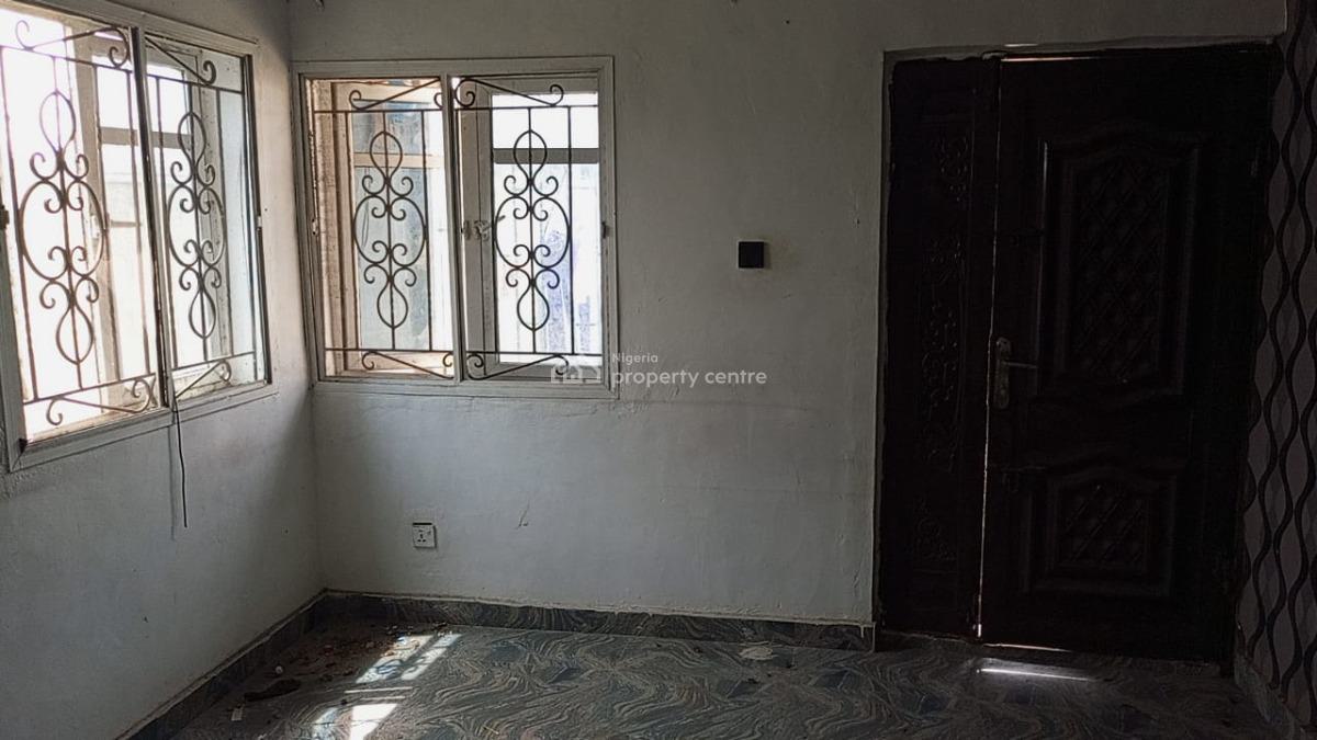 One Bedroom Ground Floor Flat, Bola Kazeem Estate, Owode Oniri, Ketu, Lagos, Mini Flat (room and Parlour) for Rent