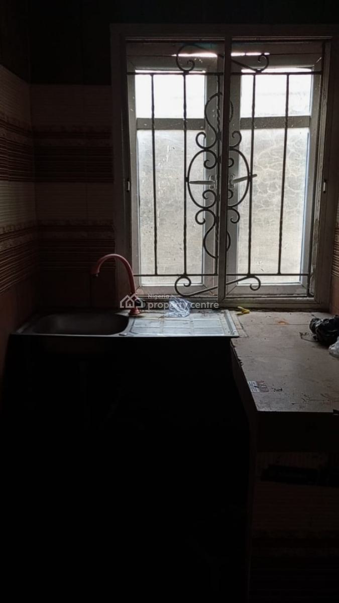 One Bedroom Ground Floor Flat, Bola Kazeem Estate, Owode Oniri, Ketu, Lagos, Mini Flat (room and Parlour) for Rent