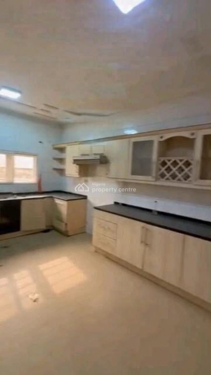 Exquisite 4-bedroom Semi-detached Duplex with Private Pool, By American International School, Durumi, Abuja, Semi-detached Duplex for Rent