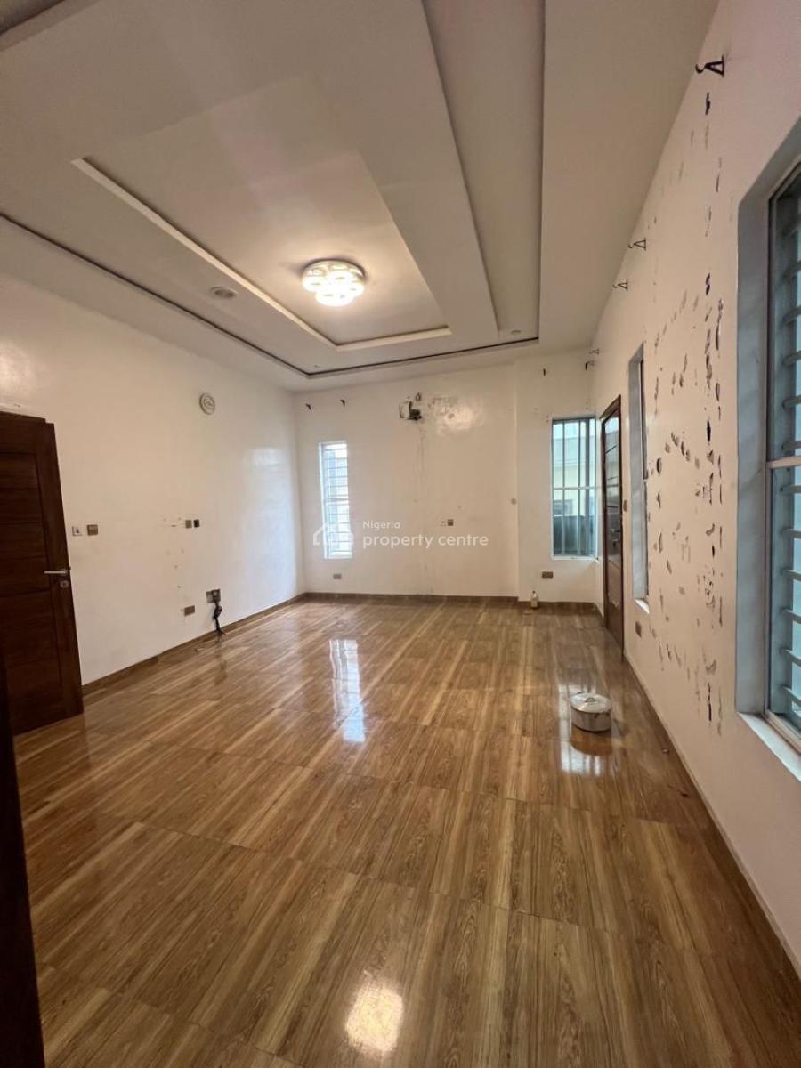 Spacious Master Bedroom Upstairs, Chevy View Estate, Lekki, Lagos, Self Contain (single Rooms) for Rent