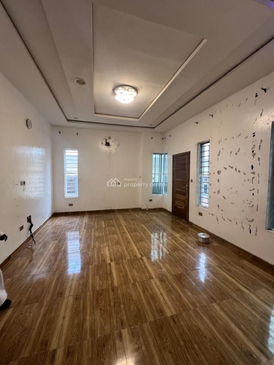 Spacious Master Bedroom Upstairs, Chevy View Estate, Lekki, Lagos, Self Contain (single Rooms) for Rent