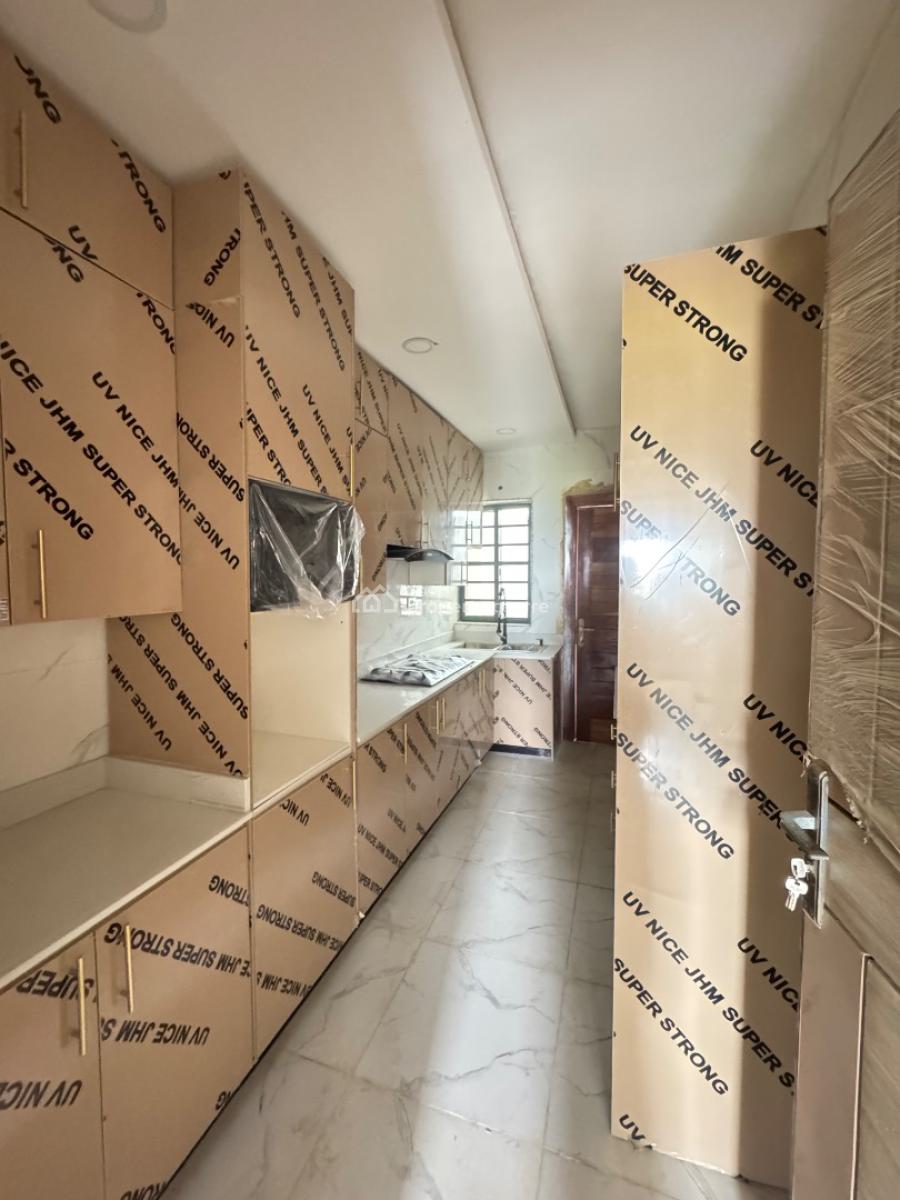 2 Bedroom Apartment, Ologolo, Lekki, Lagos, Flat / Apartment for Rent