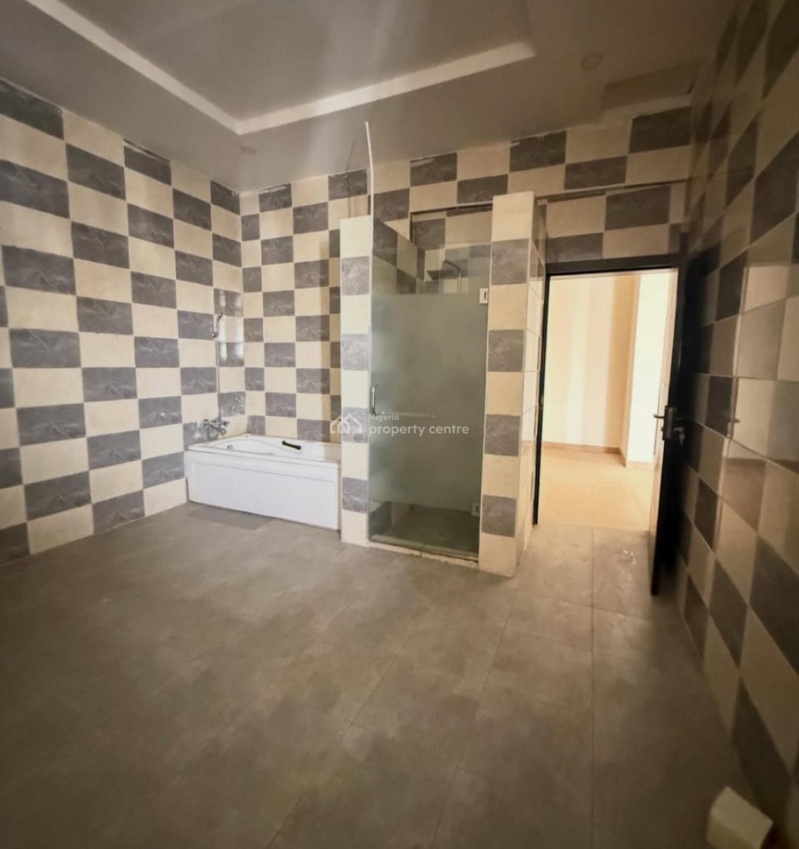 3 Bedrooms Penthouse with a Bq, 3rd Avenue, Gwarinpa, Abuja, House for Rent