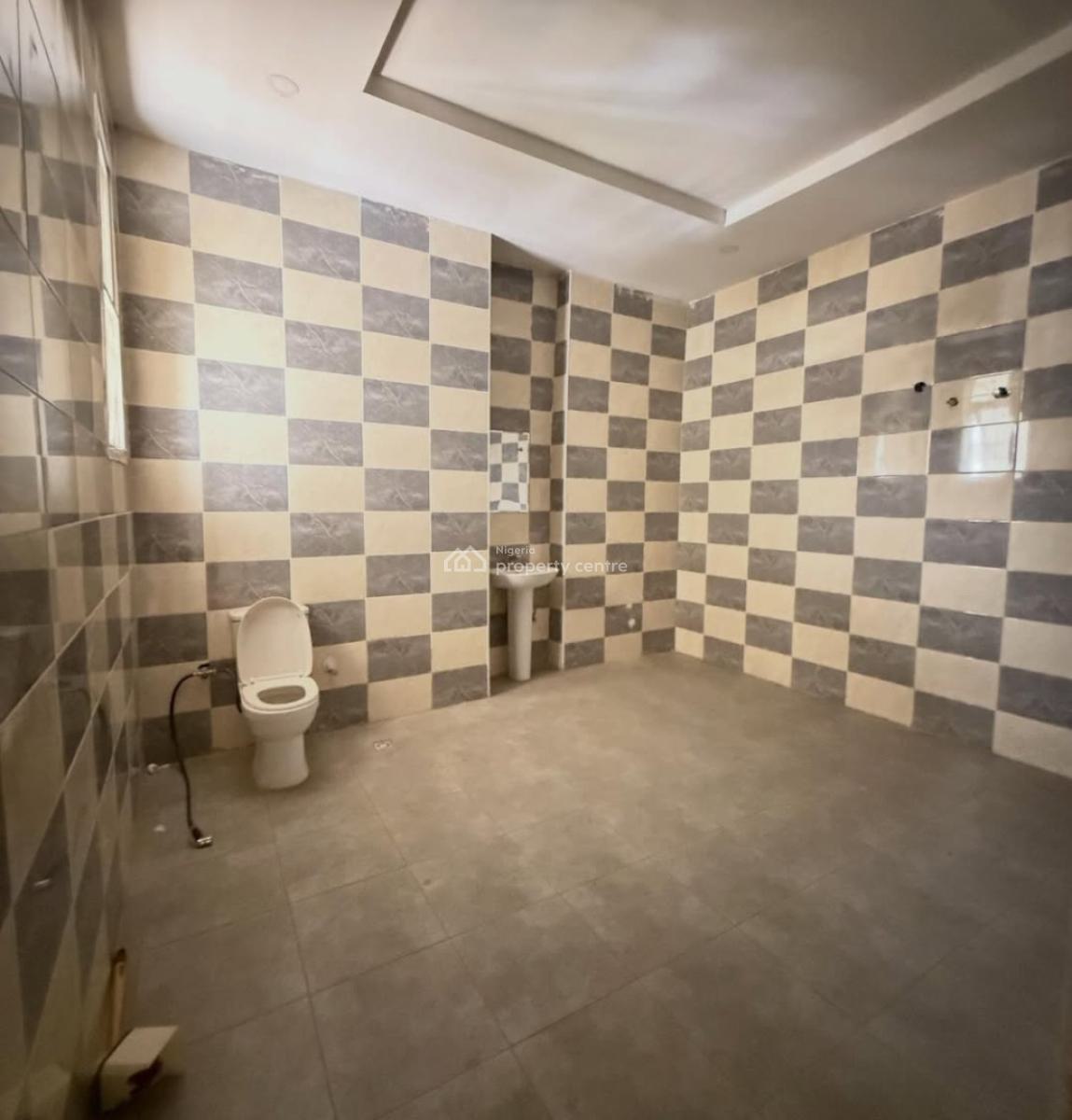 3 Bedrooms Penthouse with a Bq, 3rd Avenue, Gwarinpa, Abuja, House for Rent