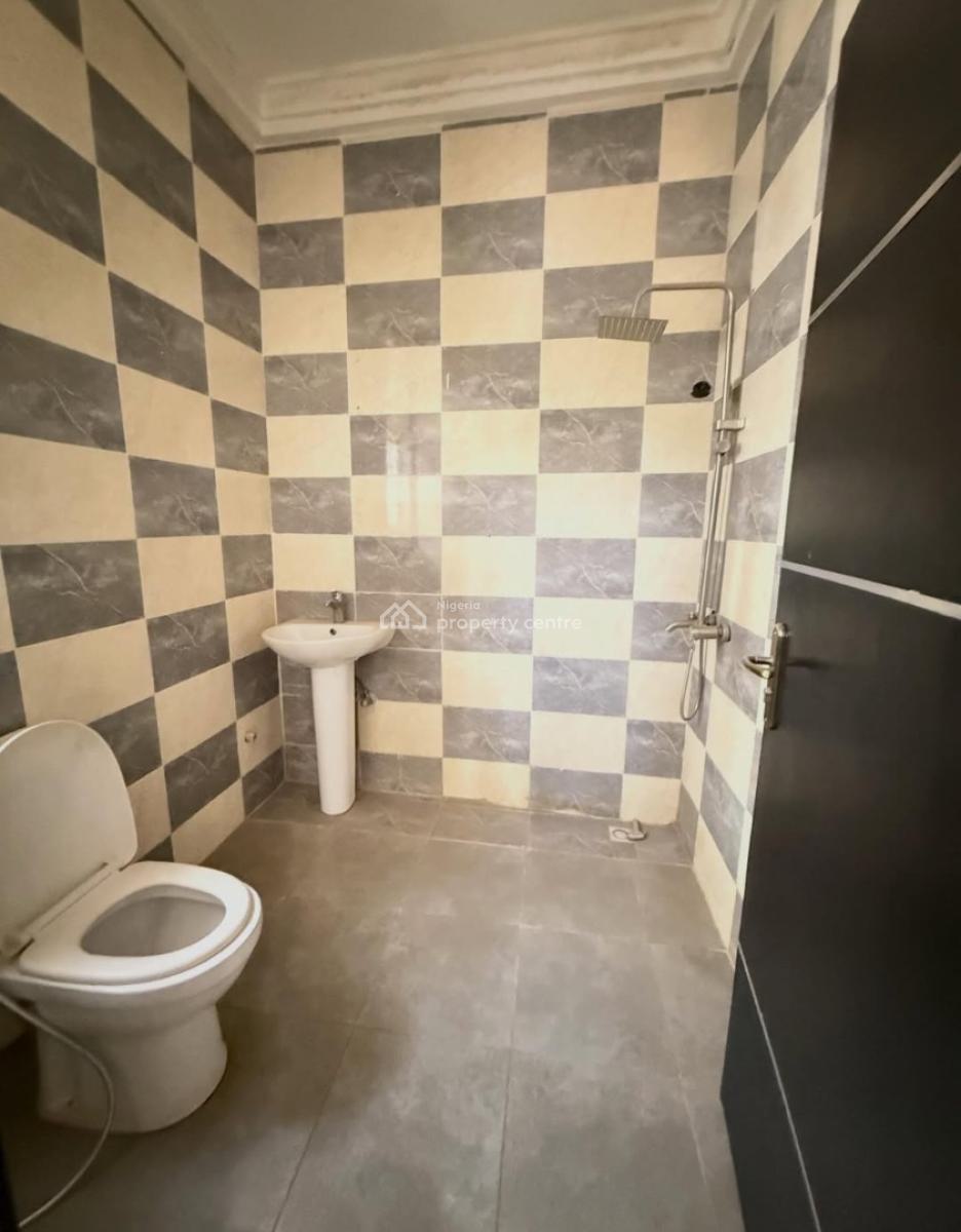 3 Bedrooms Penthouse with a Bq, 3rd Avenue, Gwarinpa, Abuja, House for Rent