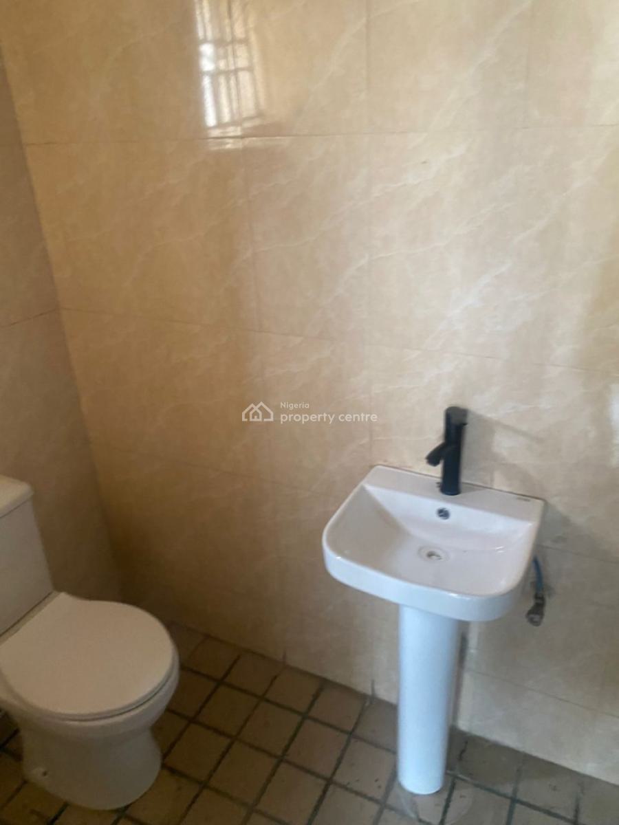 Well Finished 3 Bedroom Apartment, Berger, Arepo, Ogun, Flat / Apartment for Sale