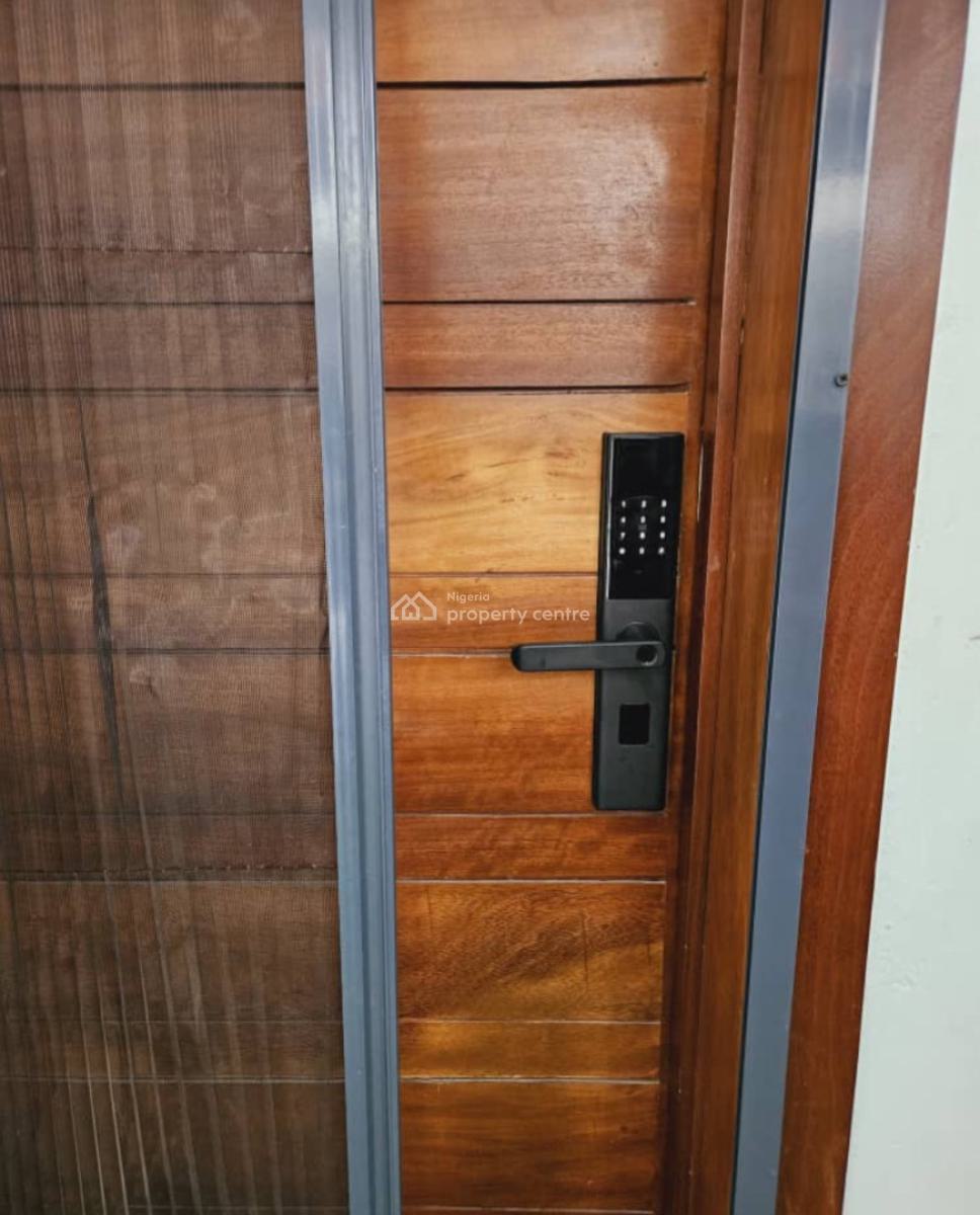 Super Distress Fully Furnished Luxury 3 Bedroom Terrace Duplex, Ikota Gra, Lekki, Lagos, Terraced Duplex for Sale