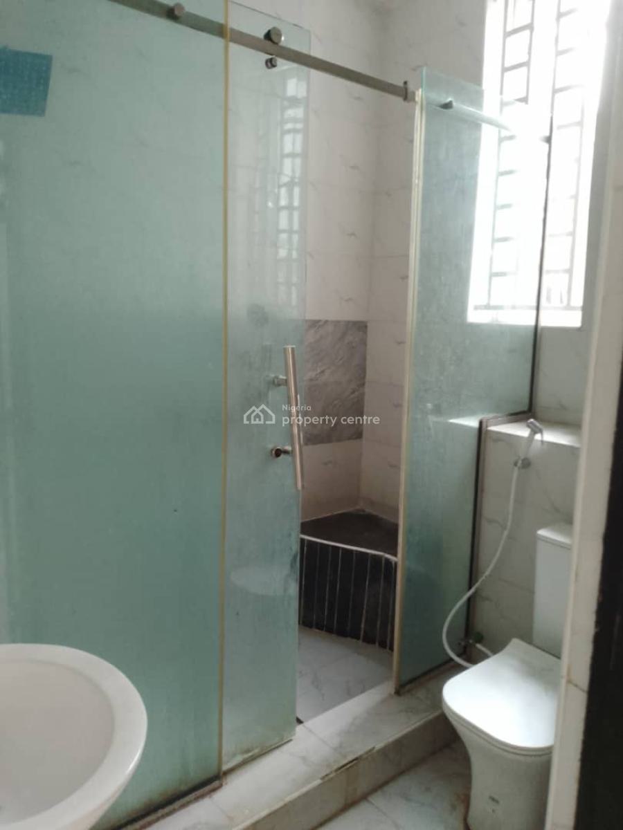 2bedroom Flat with a Store and Bq, Around, Vgc, Lekki, Lagos, Flat / Apartment for Rent