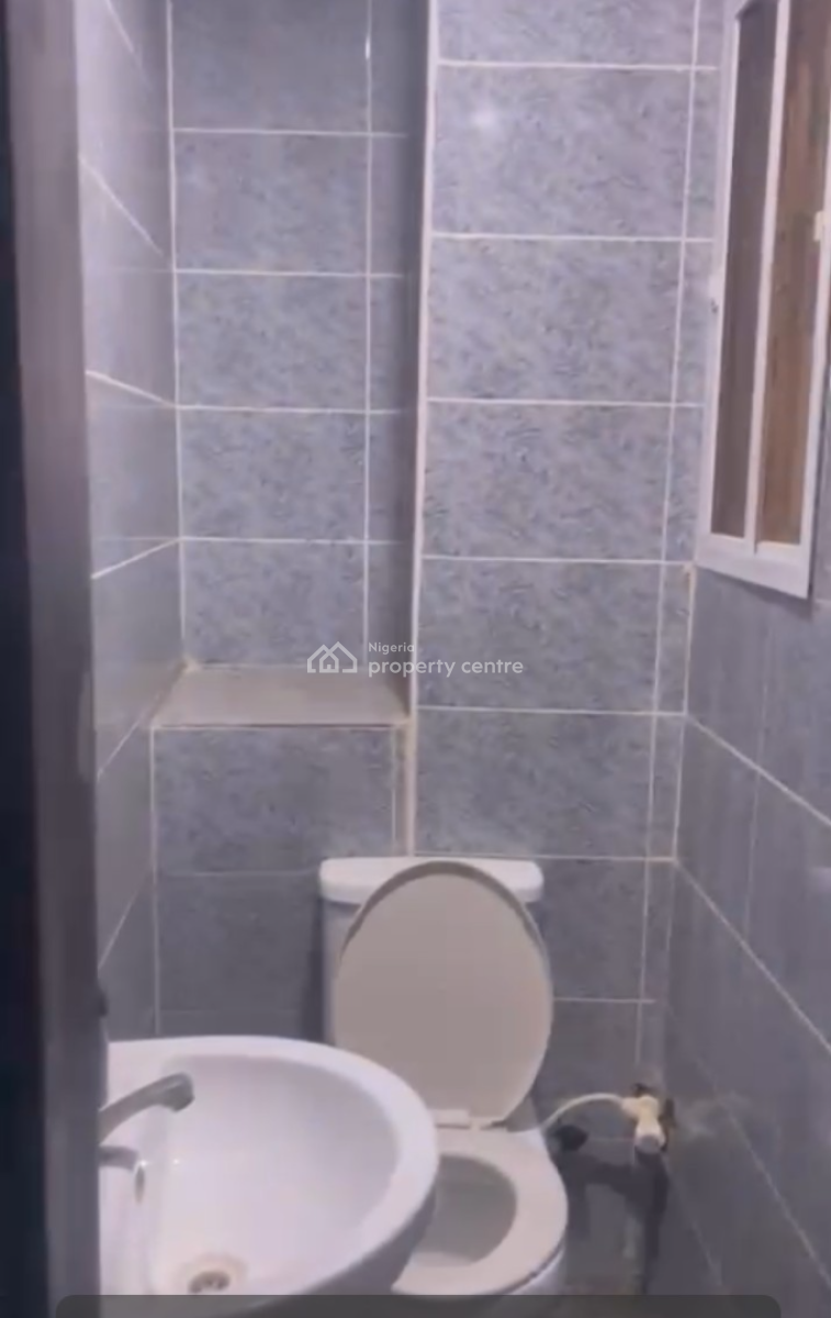 Spacious 3 Bedroom Apartment + Bq, Maryland, Lagos, Flat / Apartment for Rent