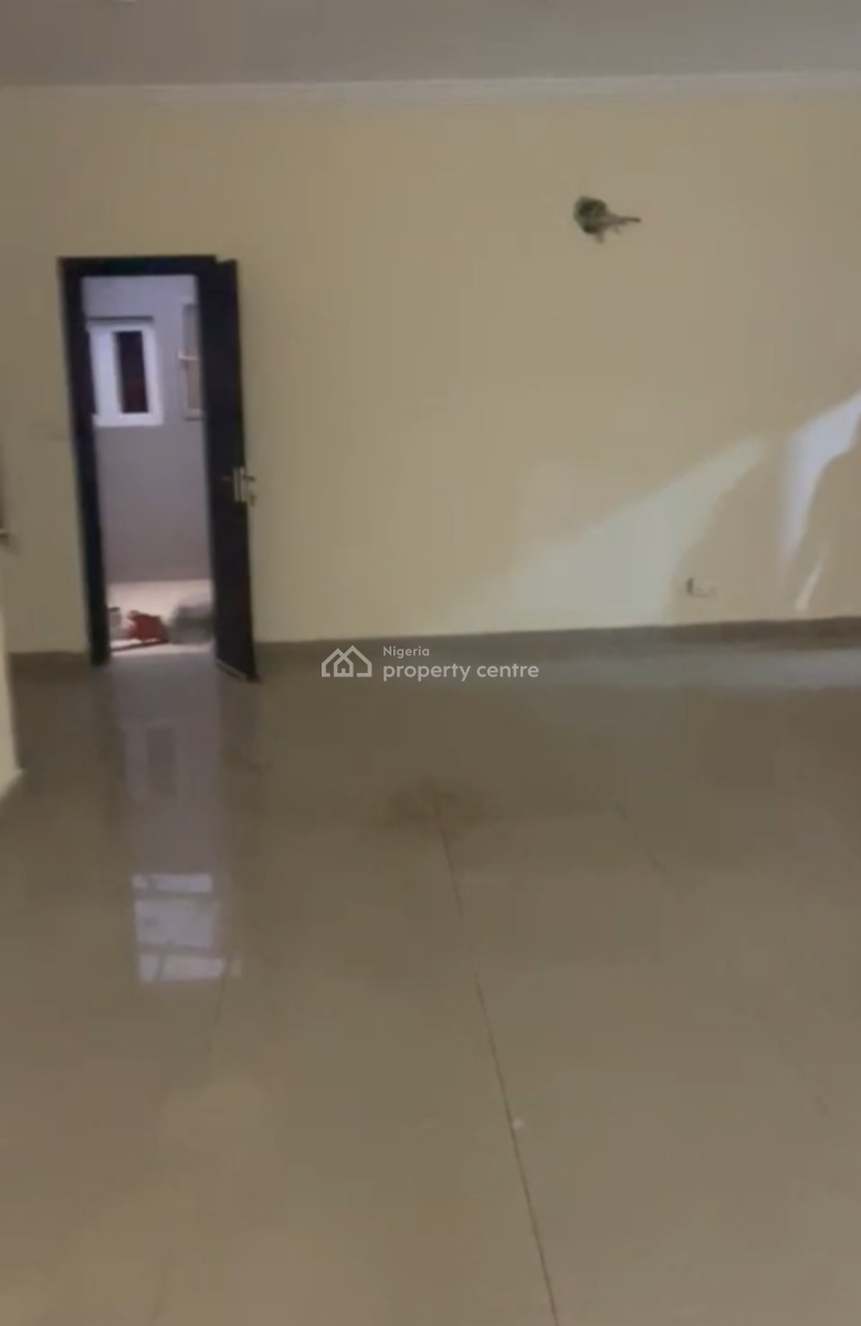 Spacious 3 Bedroom Apartment + Bq, Maryland, Lagos, Flat / Apartment for Rent