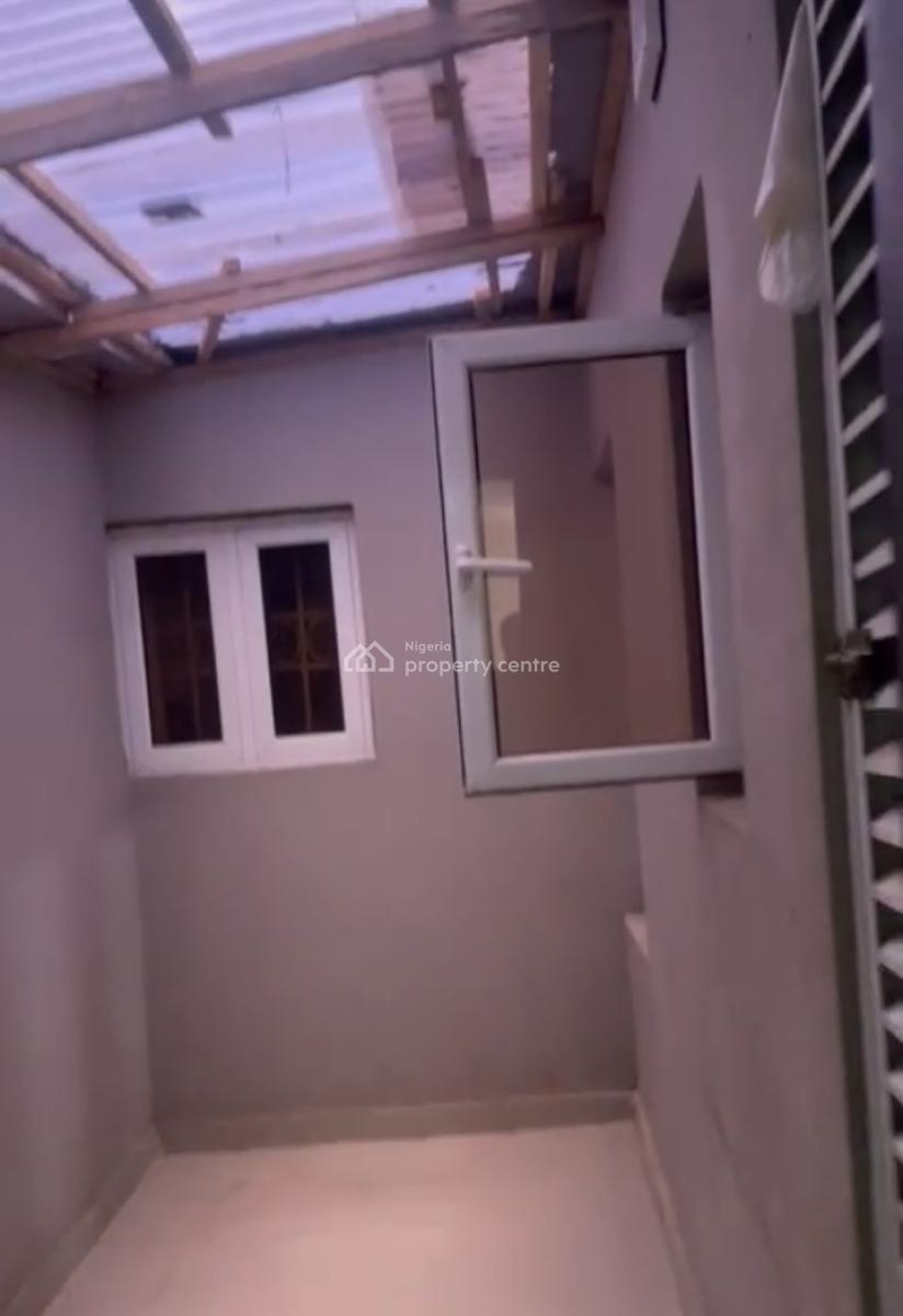 Spacious 3 Bedroom Apartment + Bq, Maryland, Lagos, Flat / Apartment for Rent