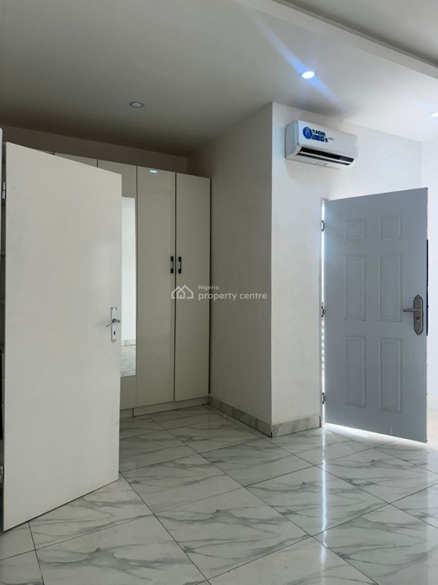 Spacious 2 Bedrooms Apartment, Guzape District, Abuja, Flat / Apartment for Rent
