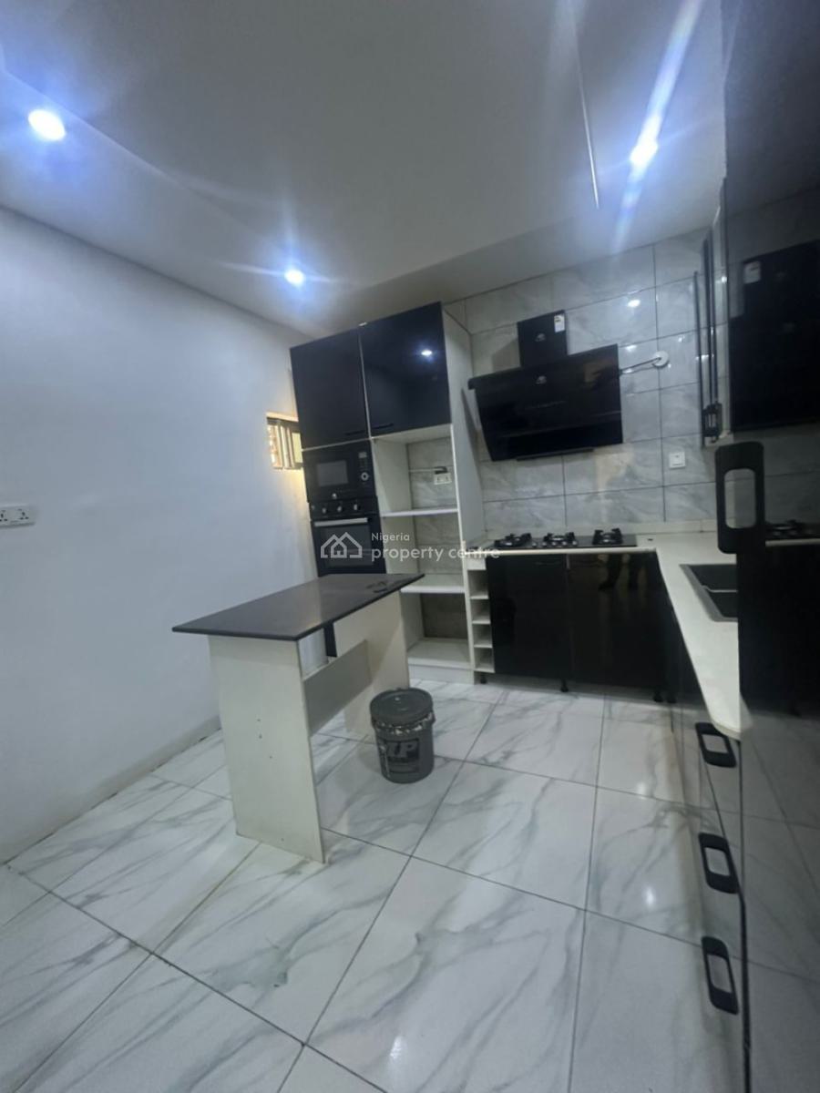 Spacious 2 Bedrooms Apartment, Guzape District, Abuja, Flat / Apartment for Rent
