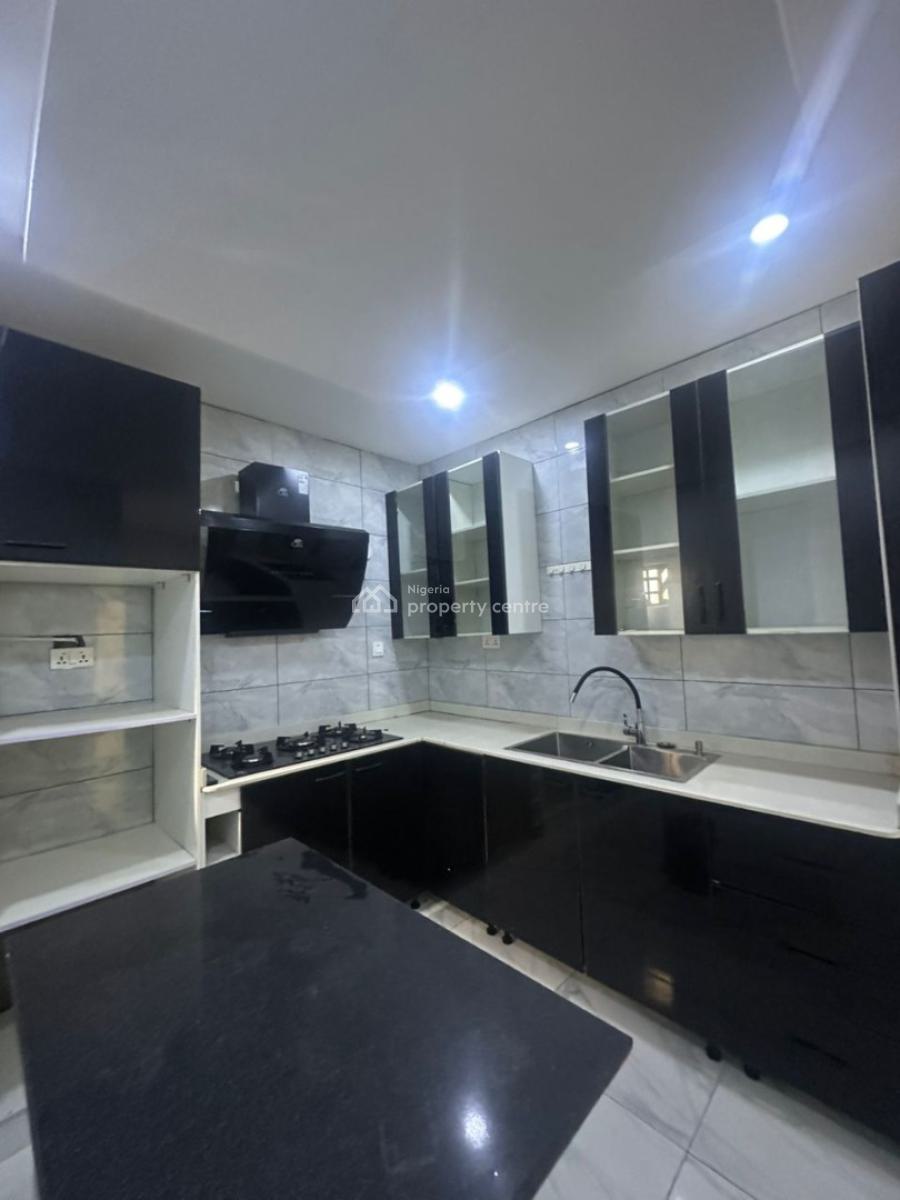 Spacious 2 Bedrooms Apartment, Guzape District, Abuja, Flat / Apartment for Rent