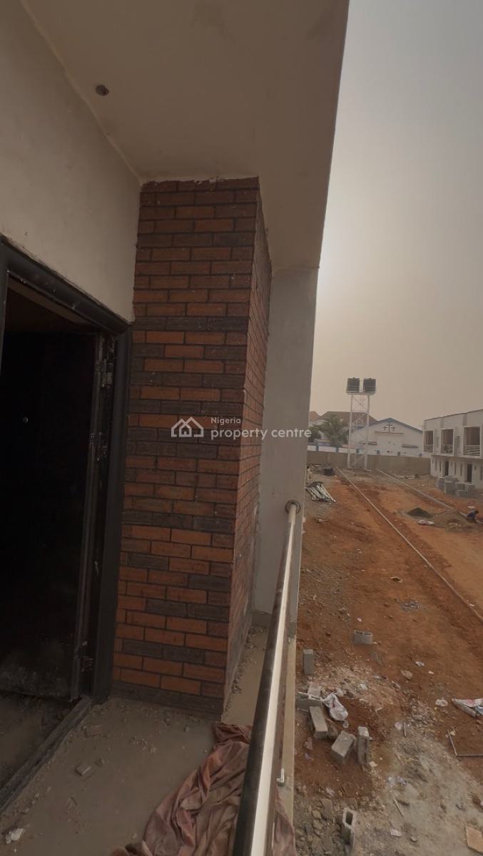 Exquisitely Built 3-bedrooms Duplex, Von Axis, Lugbe District, Abuja, Terraced Duplex for Sale