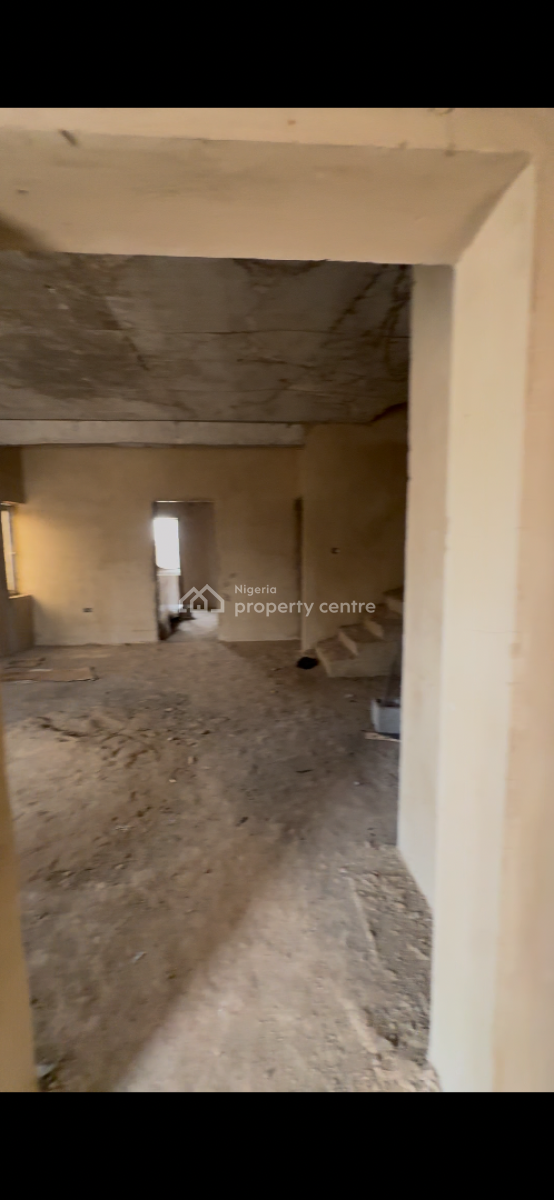 Exquisitely Built 3-bedrooms Duplex, Von Axis, Lugbe District, Abuja, Terraced Duplex for Sale