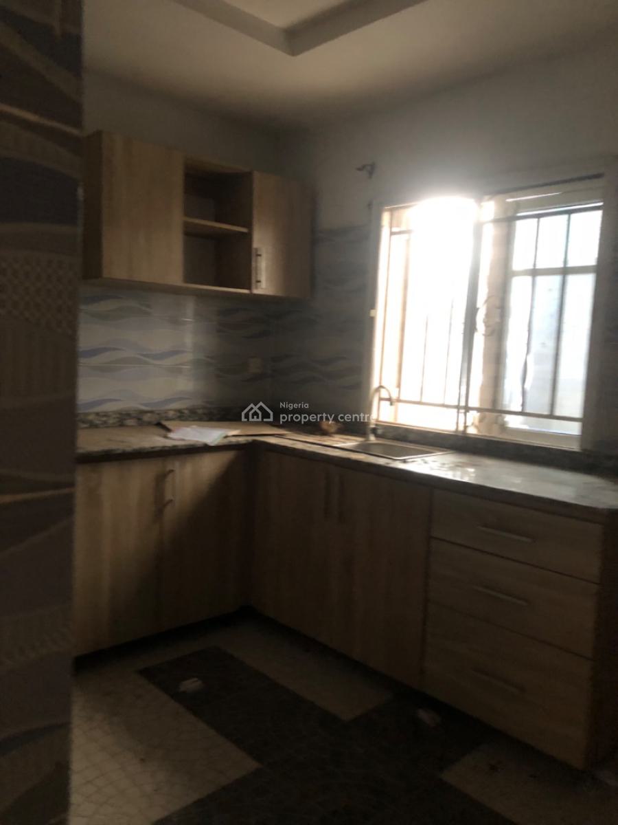2bedroom Flat at Makogi Magboro, Makogi, Magboro, Ogun, Flat / Apartment for Rent