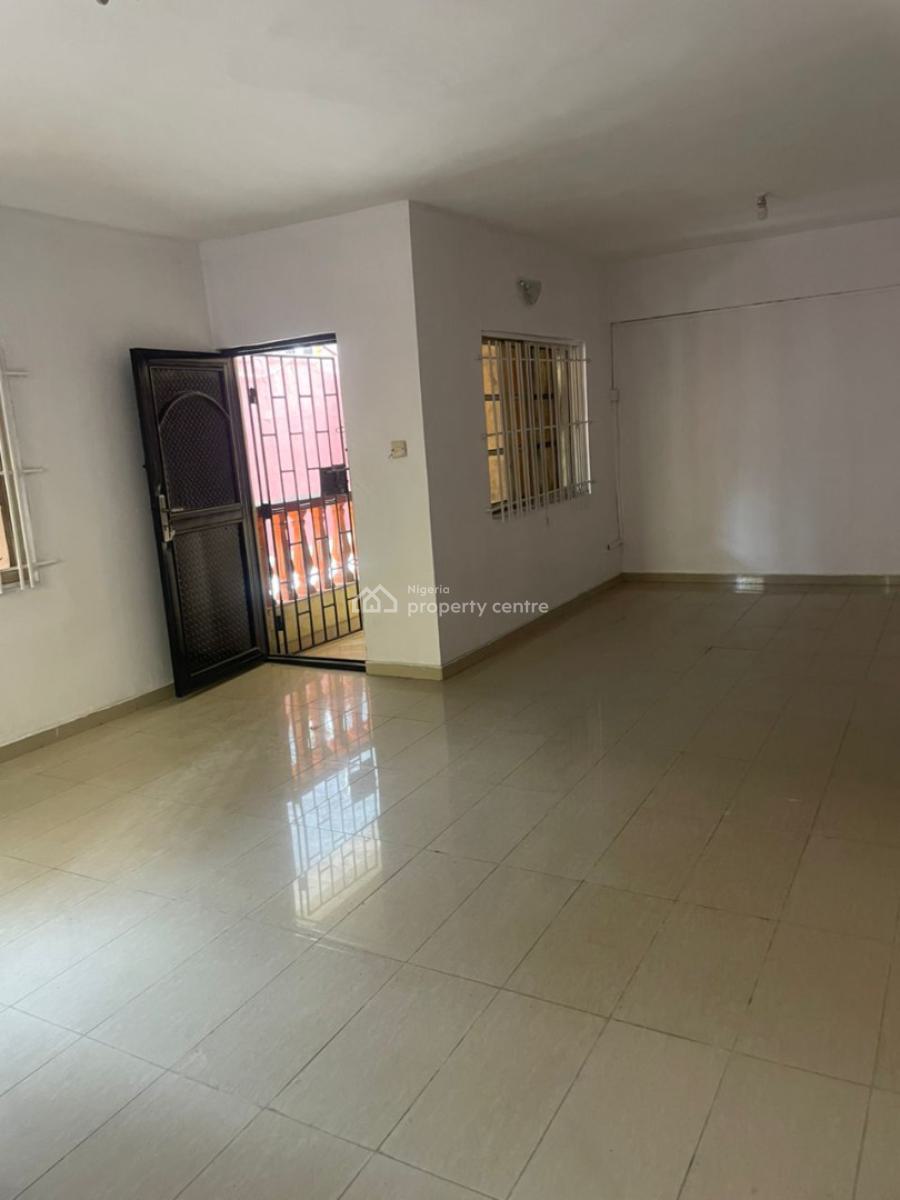 Lovely 2-bedroom Flat, Ogudu, Lagos, Flat / Apartment for Rent