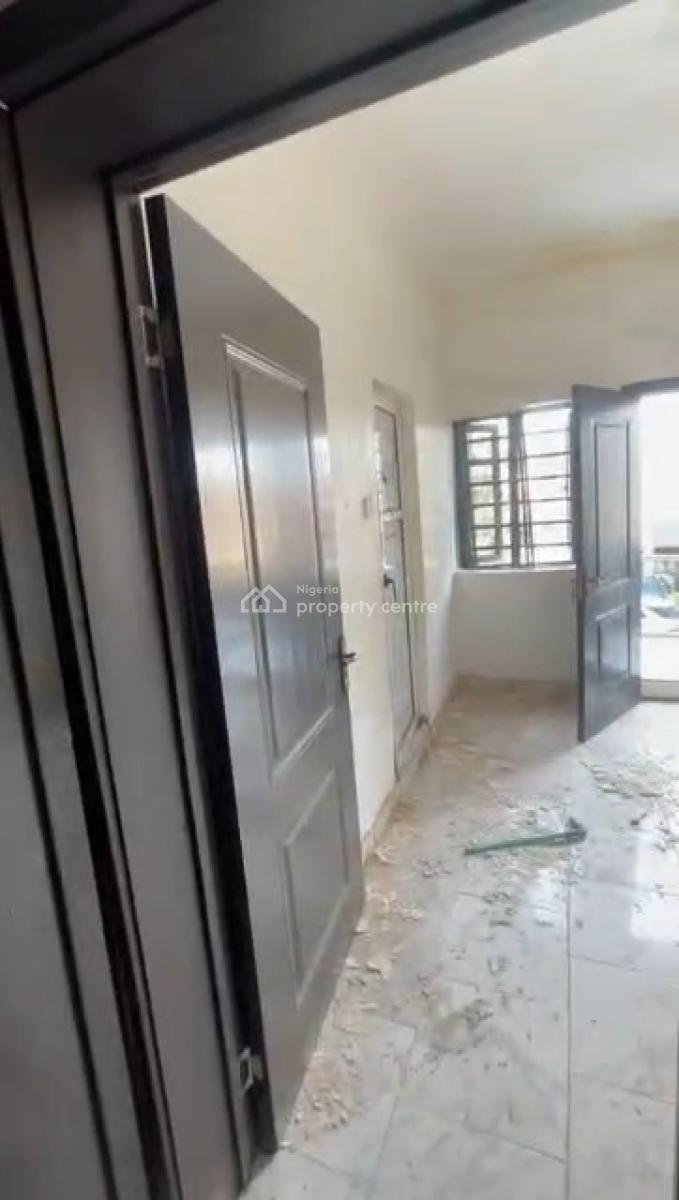 Very Decent and Spacious Mini Flat, Alagomeji, Yaba, Lagos, Mini Flat (room and Parlour) for Rent