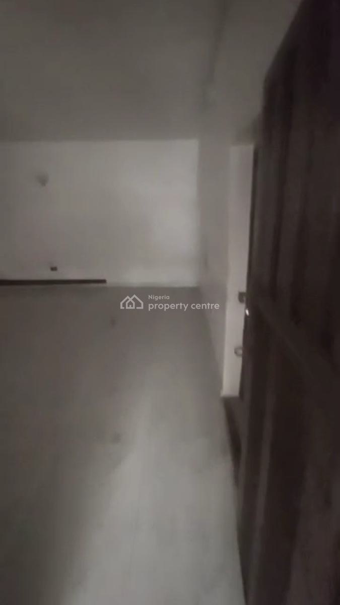 Spacious 3-bedroom Ground Floor Apartment, Gra, Ogudu, Lagos, Flat / Apartment for Rent