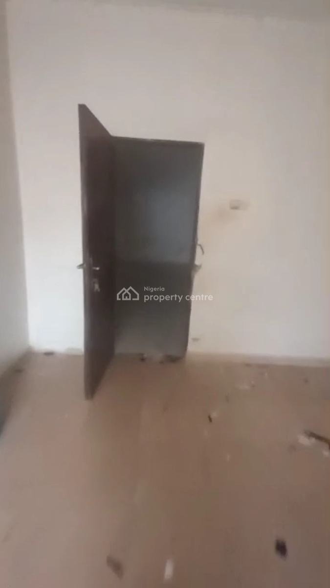 Spacious 3-bedroom Ground Floor Apartment, Gra, Ogudu, Lagos, Flat / Apartment for Rent