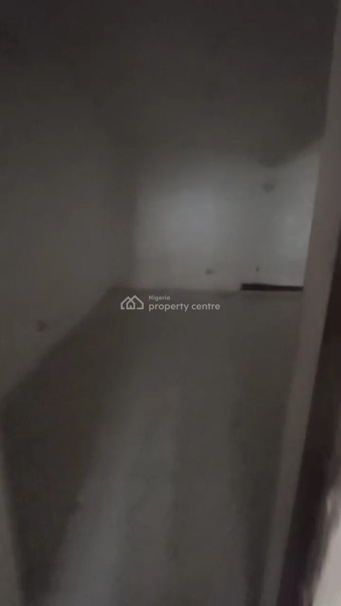 Spacious 3-bedroom Ground Floor Apartment, Gra, Ogudu, Lagos, Flat / Apartment for Rent