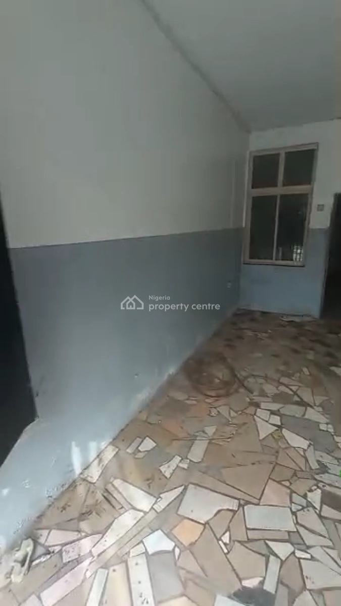 Spacious 3-bedroom Ground Floor Apartment, Gra, Ogudu, Lagos, Flat / Apartment for Rent