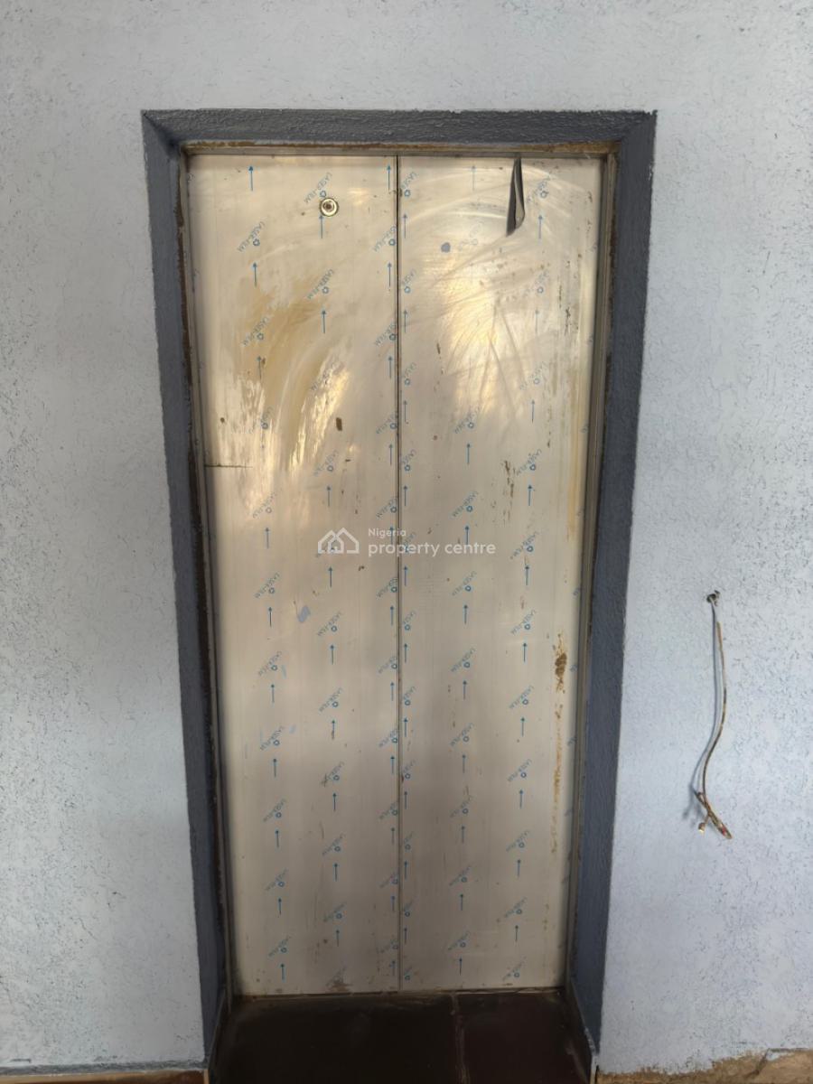 Aesthetically Pleasing 3 Bedroom Apartment Within a Serene Environment, Lekki Phase 1, Lekki, Lagos, Flat / Apartment for Sale