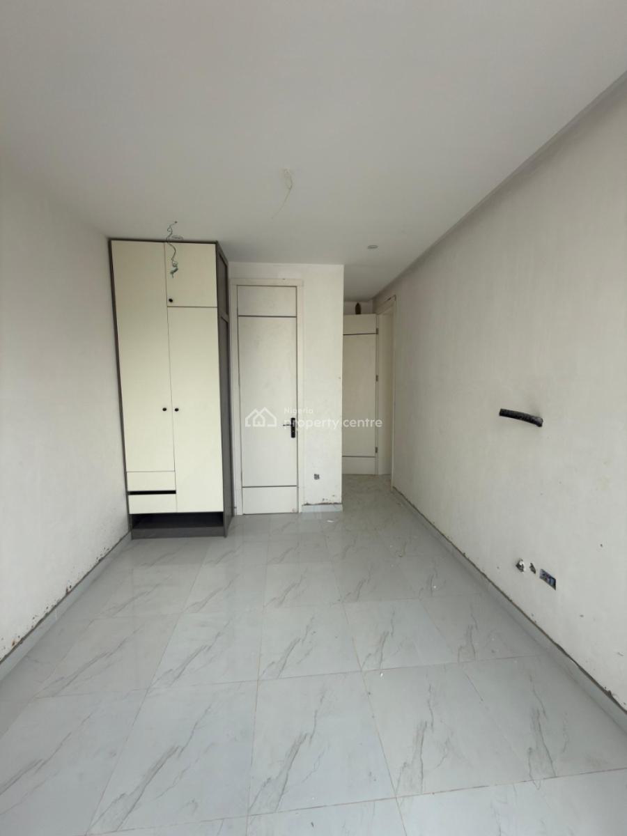 Gorgeous 3 Bedroom Apartment with a Well Detailed Finishing, Lekki Phase 1, Lekki, Lagos, Flat / Apartment for Sale