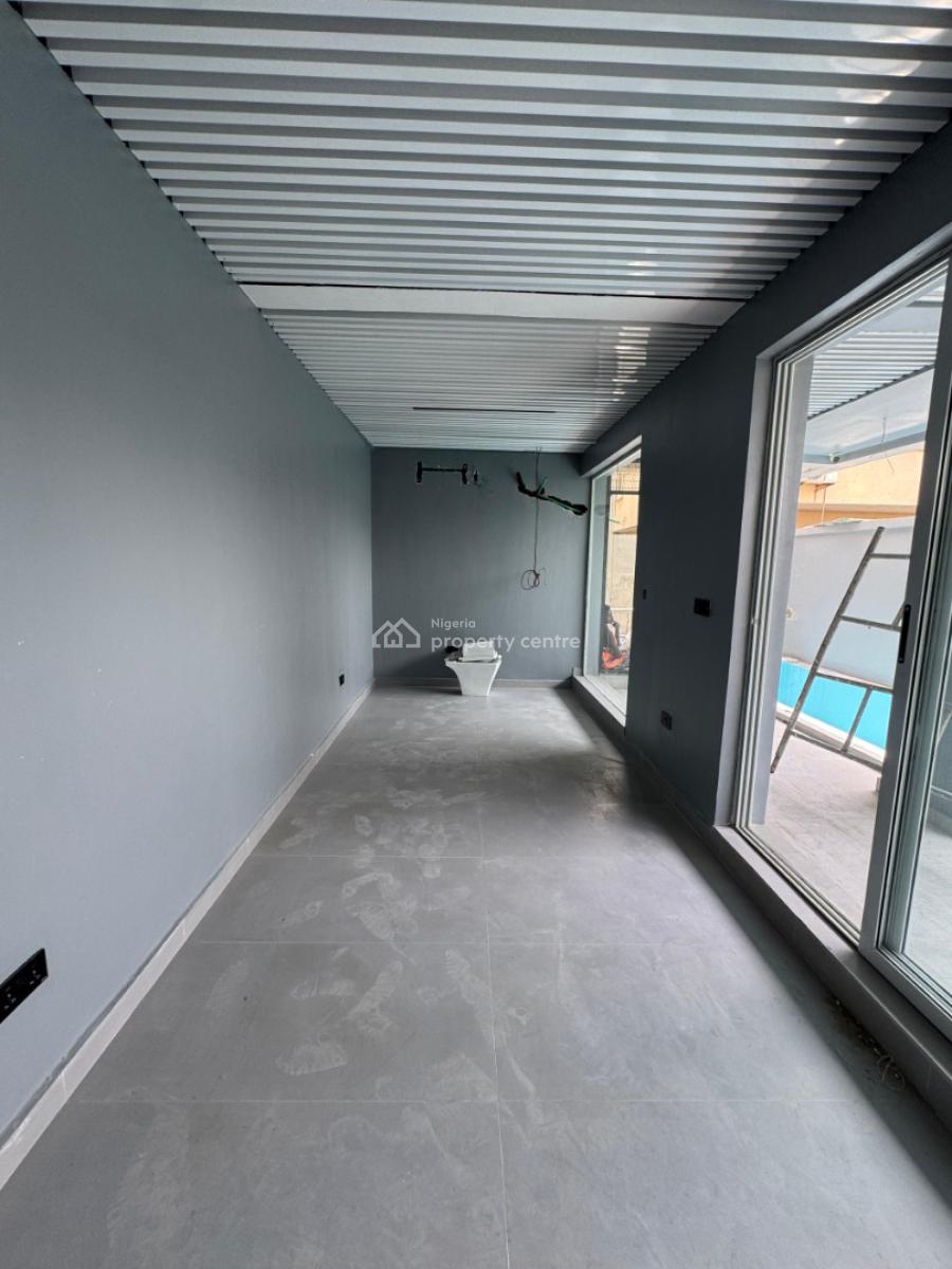 Gorgeous 2 Bedroom Maisonnette with a Bq,pool, Elevator,gym., Lekki Phase 1, Lekki, Lagos, Flat / Apartment for Sale