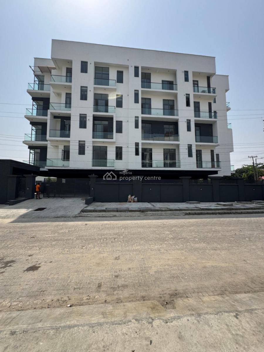 Excellent 2 Bedroom Apartment Within a Secured Estate with a Pool, Gym, Lekki Phase 1, Lekki, Lagos, Flat / Apartment for Sale