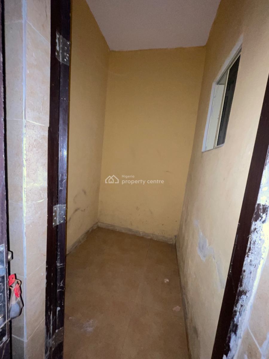 Beautiful 3 Bedroom Apartment Available, Lagos Business School, Ajah, Lagos, Flat / Apartment for Rent