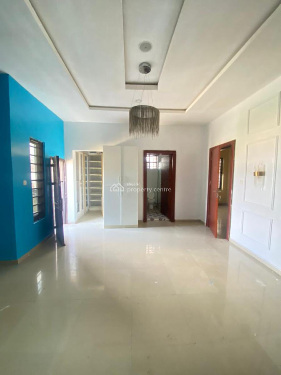 4 Bedrooms Semi Detached Duplex with Bq, Orchid Road, Lekki, Lagos, Semi-detached Duplex for Rent