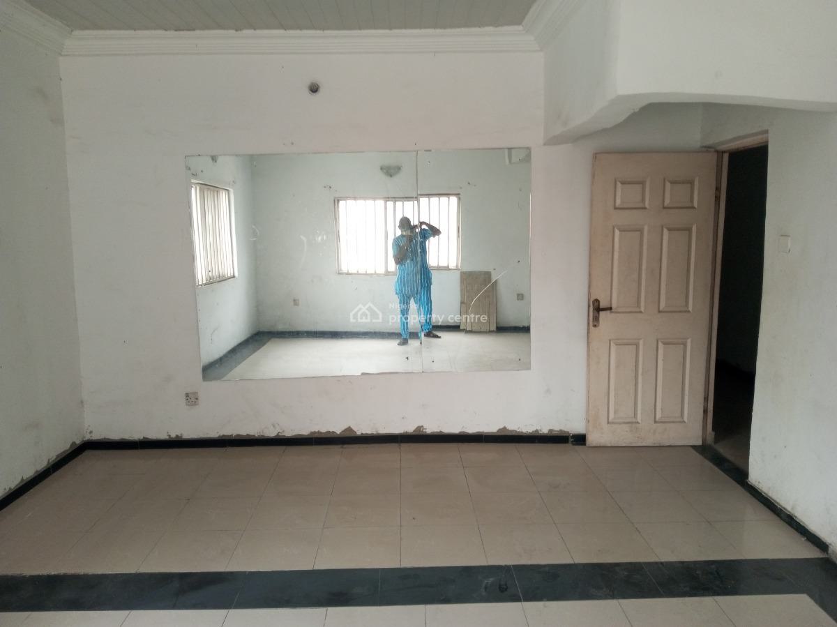 Commercial Or Residential 4 Bedrooms Flat, Upstairs, Self Stairs Facing Express, Ajah, Lagos, Flat / Apartment for Rent