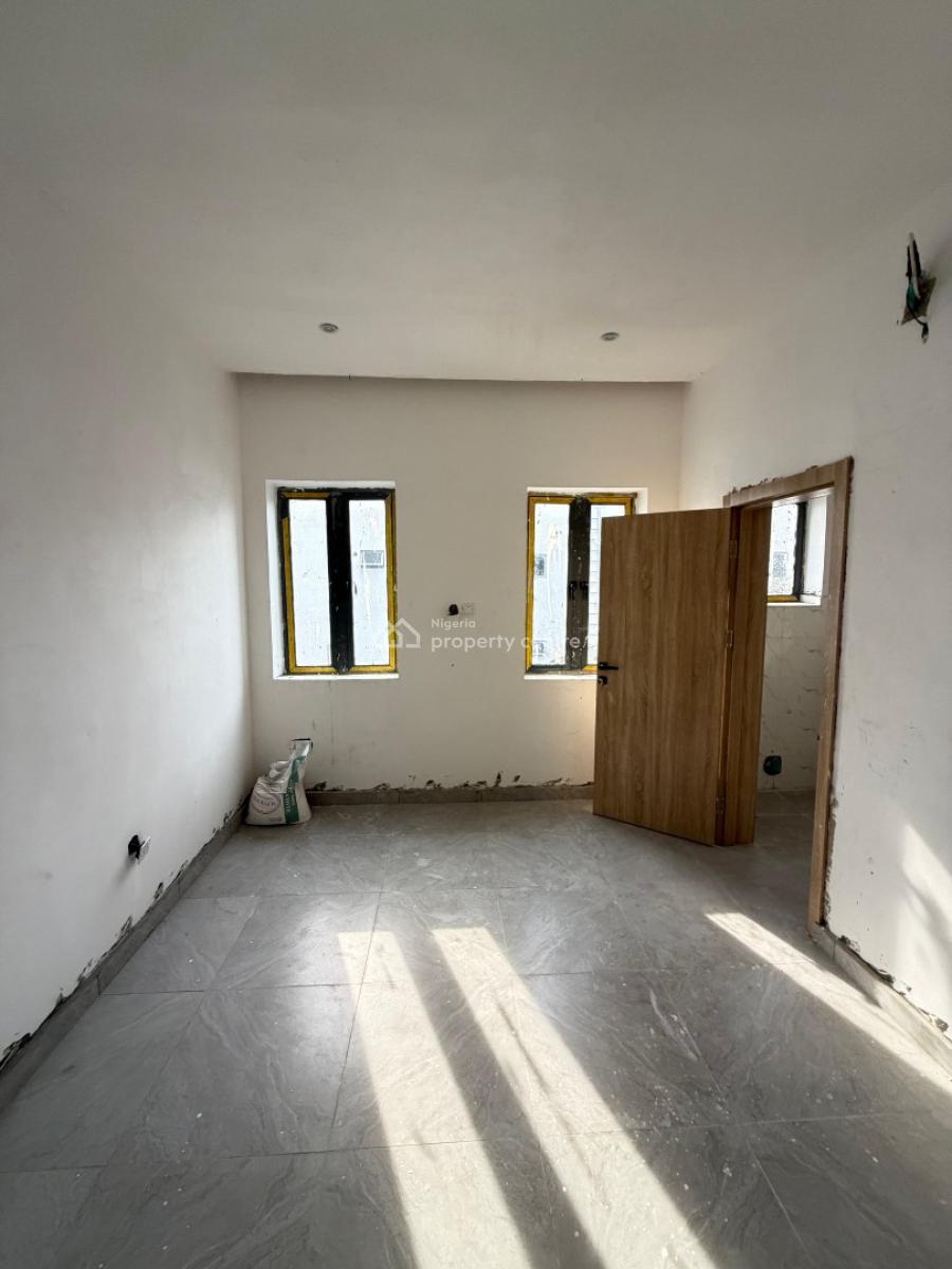 Contemporary 1 Bedroom Apartment, Lekki Phase 1, Lekki, Lagos, Flat / Apartment for Sale