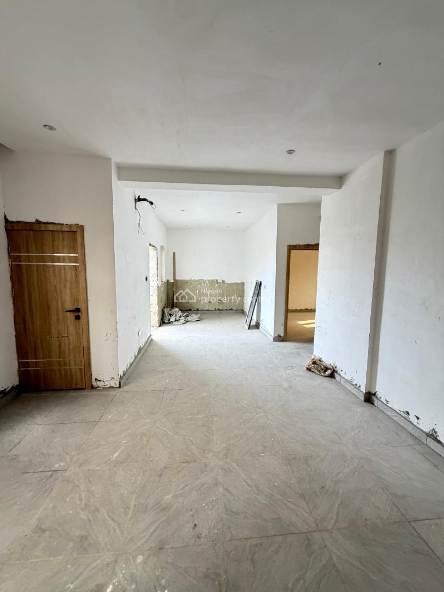 Contemporary 2 Bedroom Apartment, Lekki Phase 1, Lekki, Lagos, Flat / Apartment for Sale