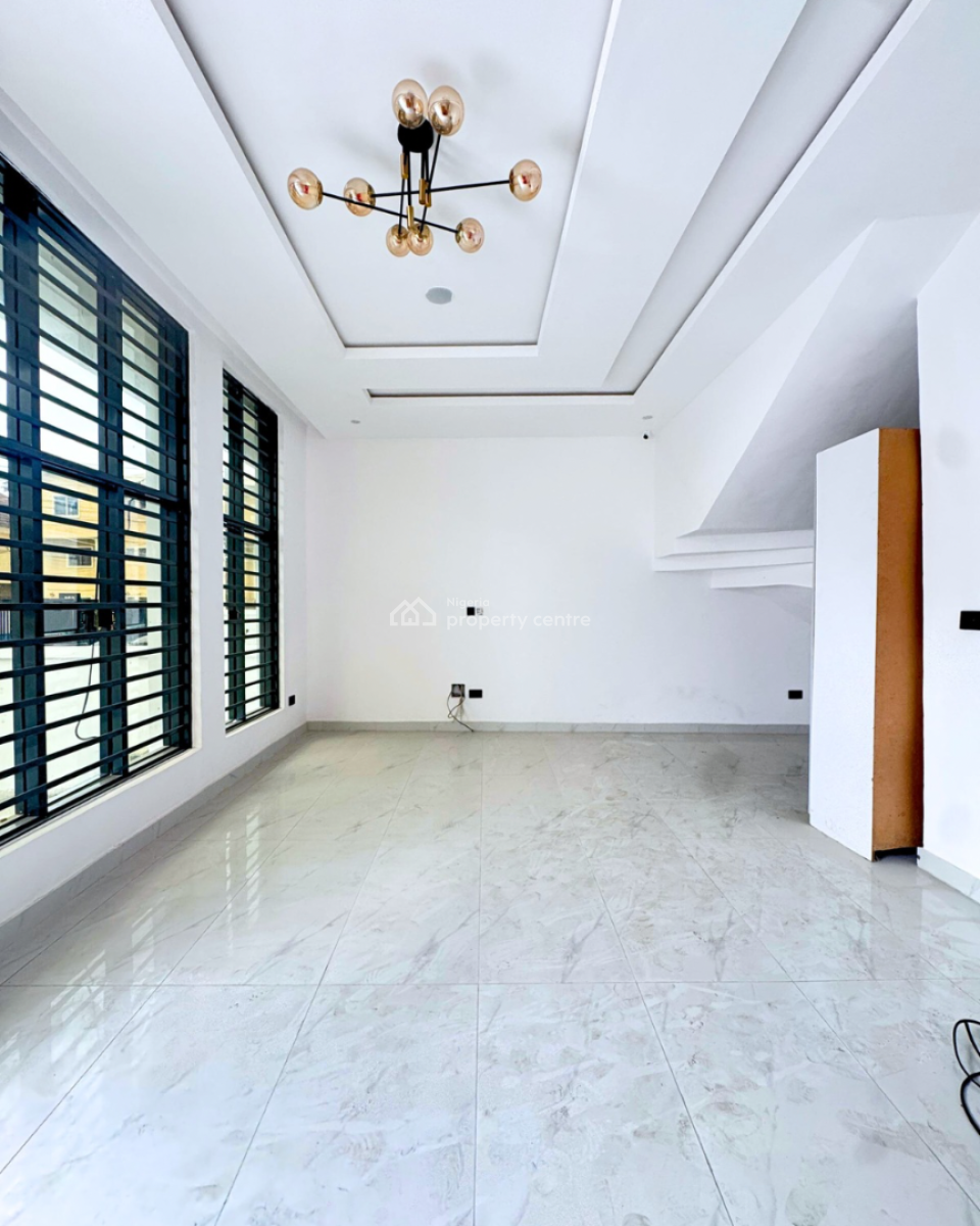 Contemporary 4-bedroom Semi-detached with Bq, Osapa, Lekki, Lagos, Semi-detached Duplex for Sale