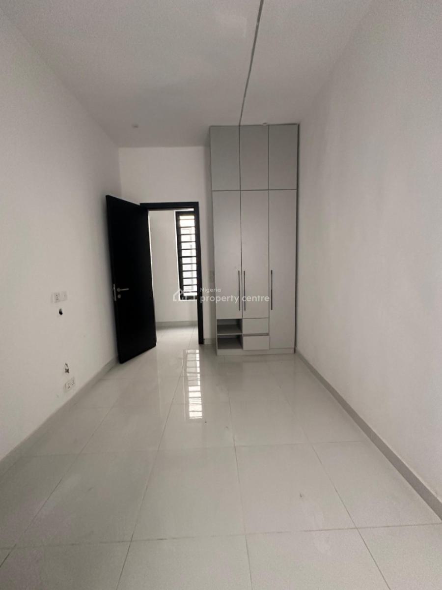 Well Defined and Gorgeous 5 Bedroom Duplex with a Bq and a Pool, Ajah, Lagos, Detached Duplex for Sale