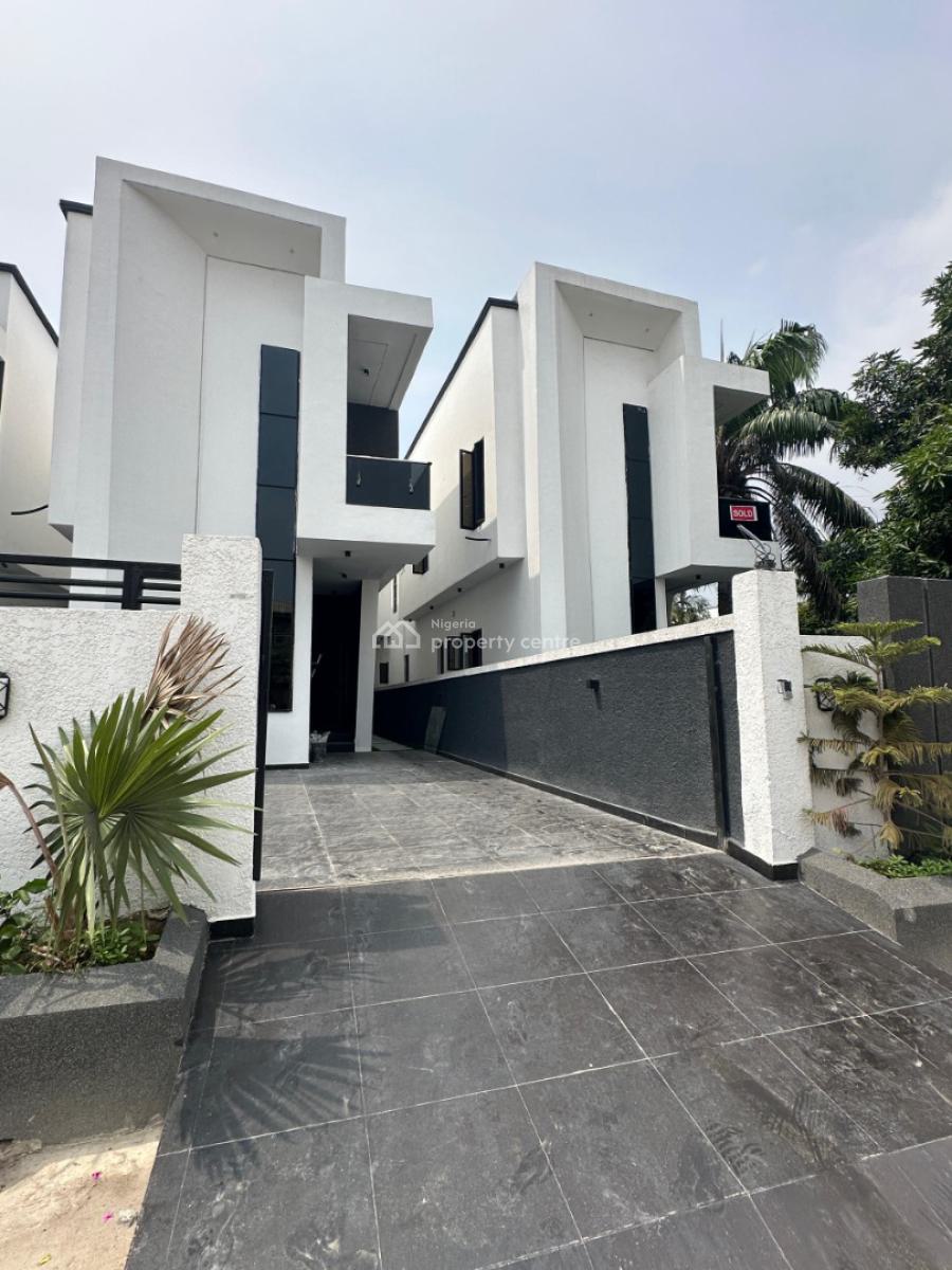 Well Defined and Gorgeous 5 Bedroom Duplex with a Bq and a Pool, Ajah, Lagos, Detached Duplex for Sale