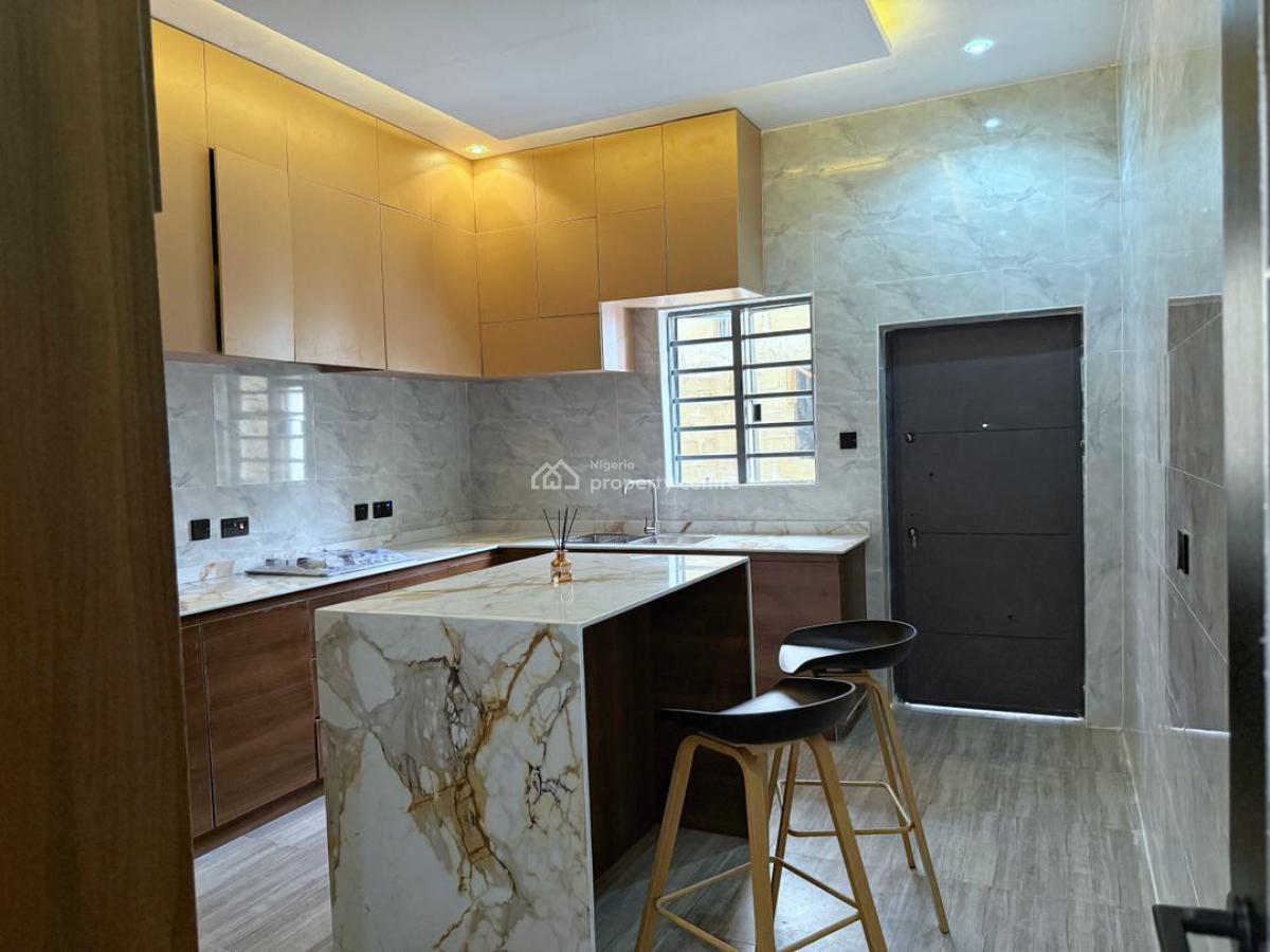 Luxurious 3 Bedroom Fully Detached Duplex, Ogombo, Lekki Phase 2, Lekki, Lagos, Detached Duplex for Sale