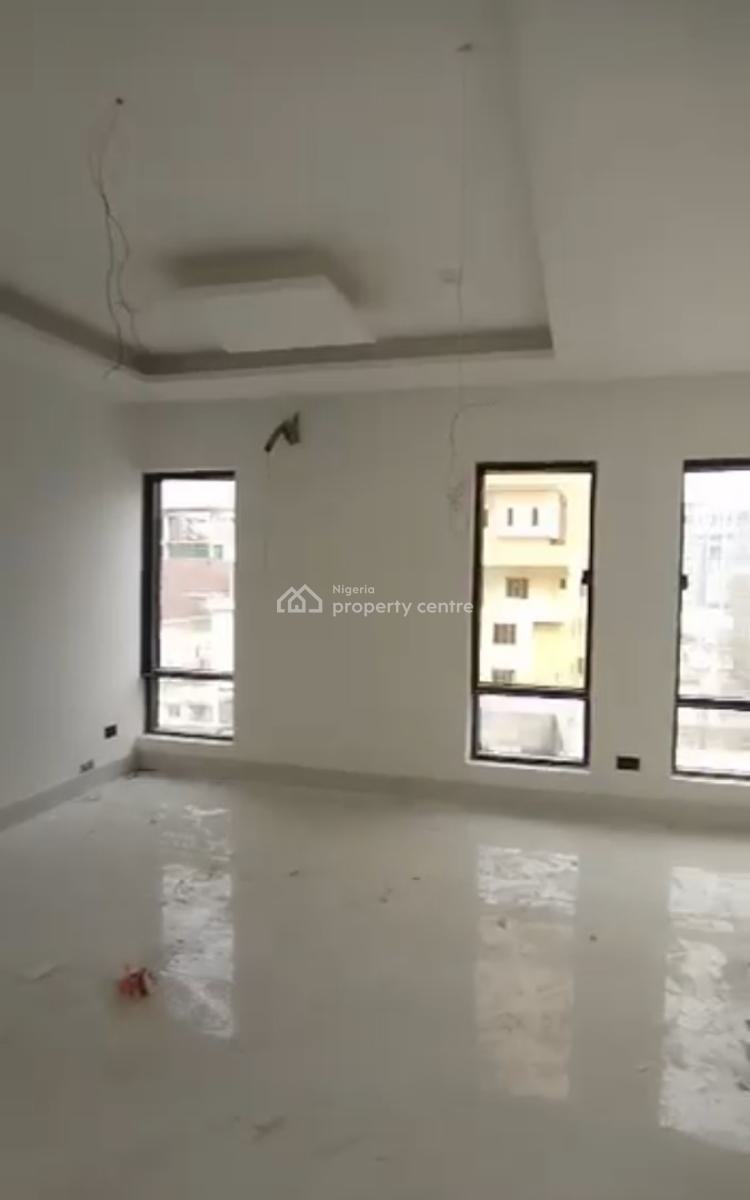 4 Bedroom Terrace Duplex with Spacious Bq, Lekki Phase 1, Lekki, Lagos, Flat / Apartment for Sale