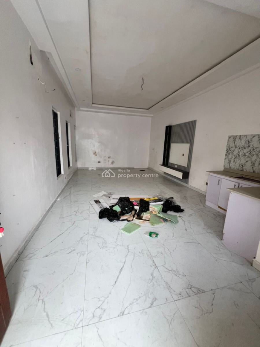 Spacious 1 Bedroom Flat, Chevron Drive, Lekki Phase 2, Lekki, Lagos, Flat / Apartment for Rent