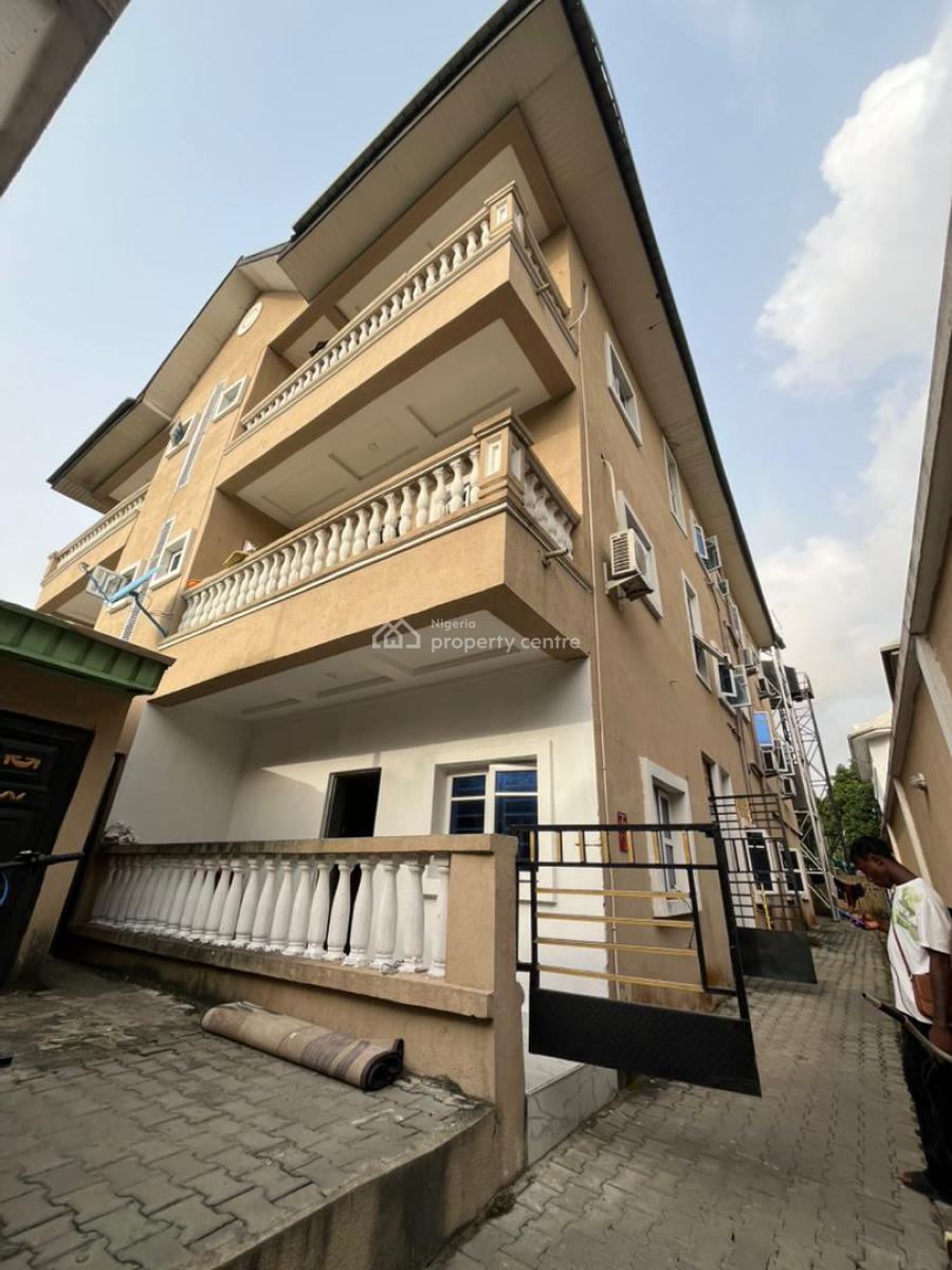 Exquisite 2 Bedroom Apartment with Bq, Eleganza, Lekki Phase 2, Lekki, Lagos, Flat / Apartment for Rent