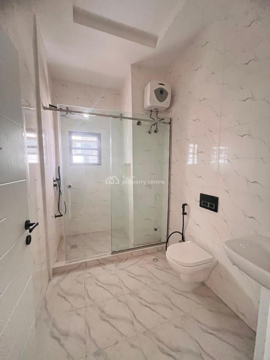 House with C of O & Governors  Consent  at Lekki, Freedom Way Lekki Lagos, Lekki, Lagos, Block of Flats for Sale