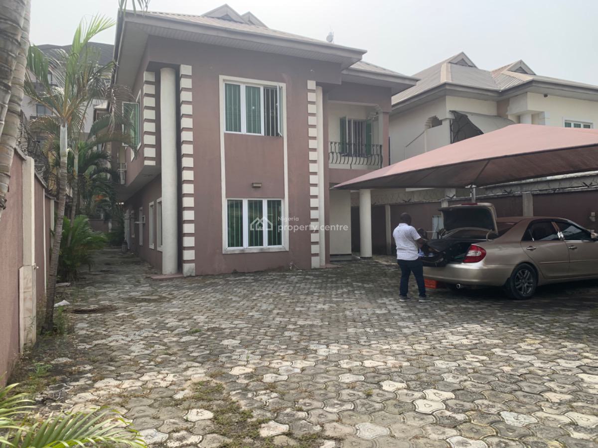 5 Bedroom Detached House with 2 Rooms Guest Chalet, Lekki Phase 1, Lekki, Lagos, Detached Duplex for Sale