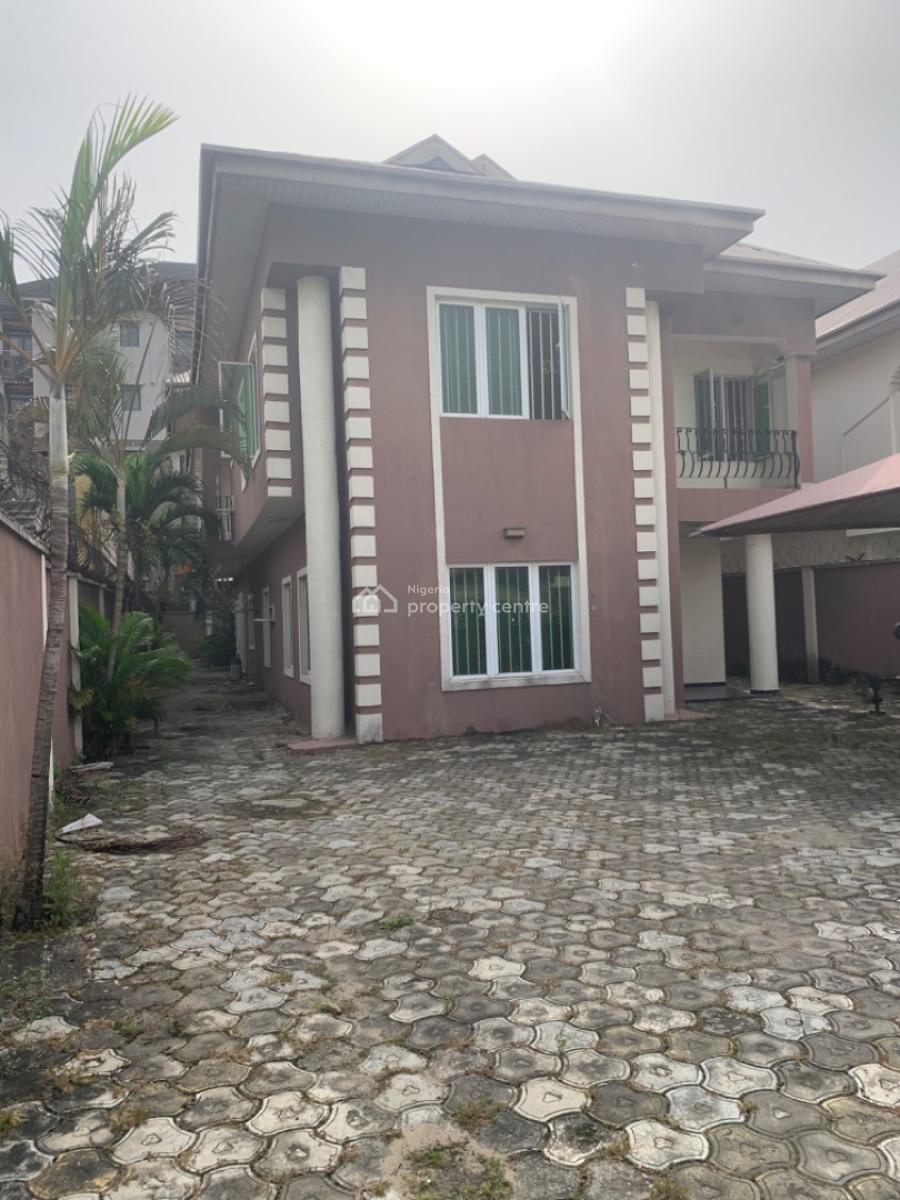5 Bedroom Detached House with 2 Rooms Guest Chalet, Lekki Phase 1, Lekki, Lagos, Detached Duplex for Sale