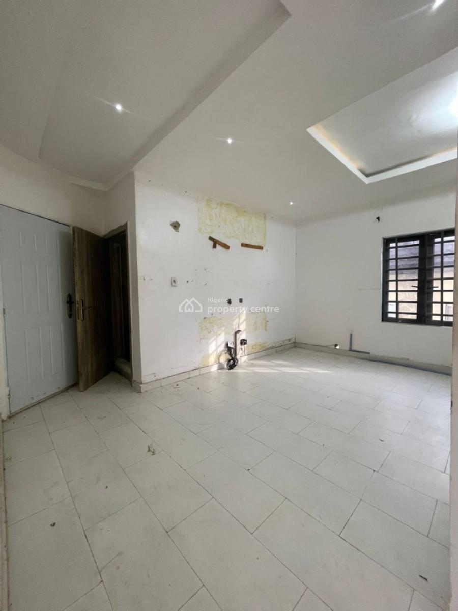 1-bedroom & Parlour (shared) with Private Balcony, Addo Road, Ajah, Lagos, Mini Flat (room and Parlour) for Rent