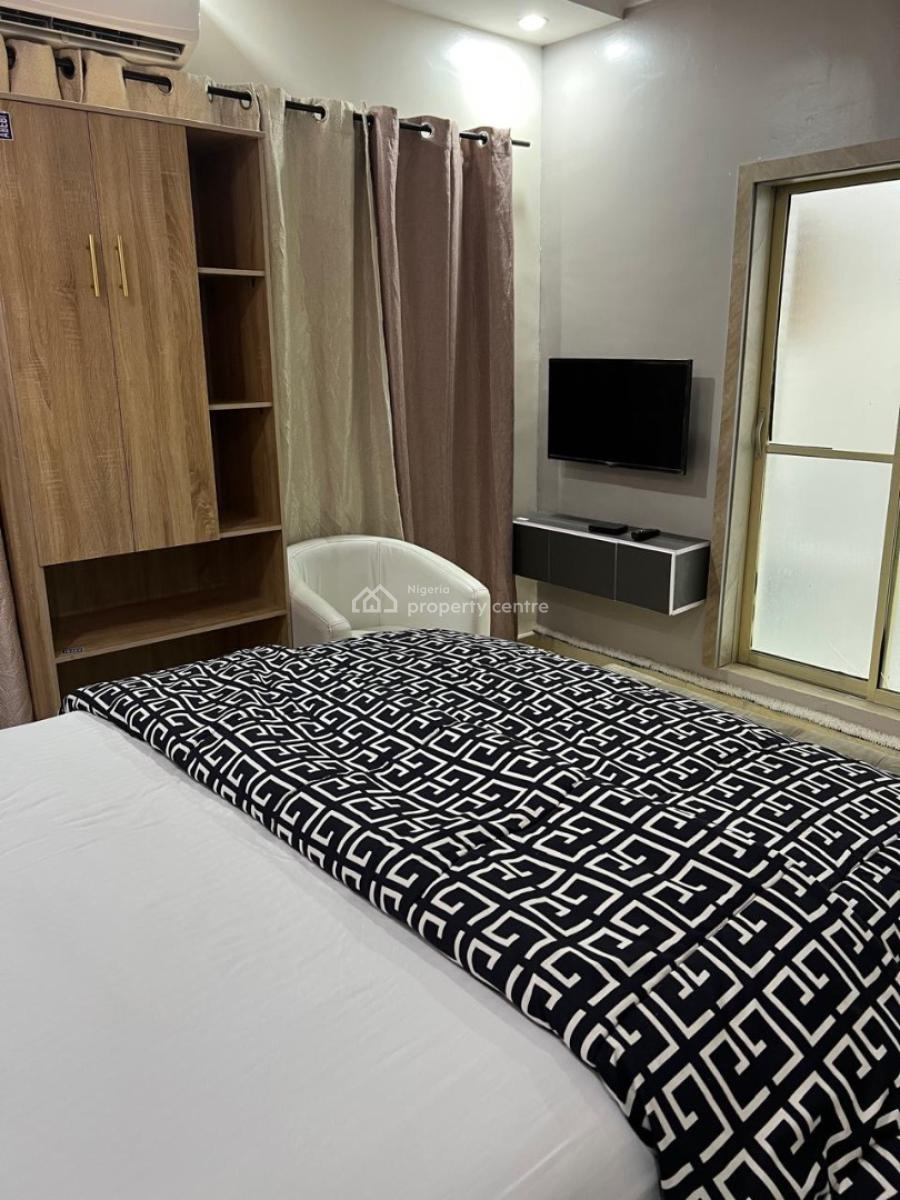 Luxury 3 Bedrooms Apartment with Great Amenities, Emina Crescent, Off Toyin, Ikeja, Lagos, Flat / Apartment Short Let