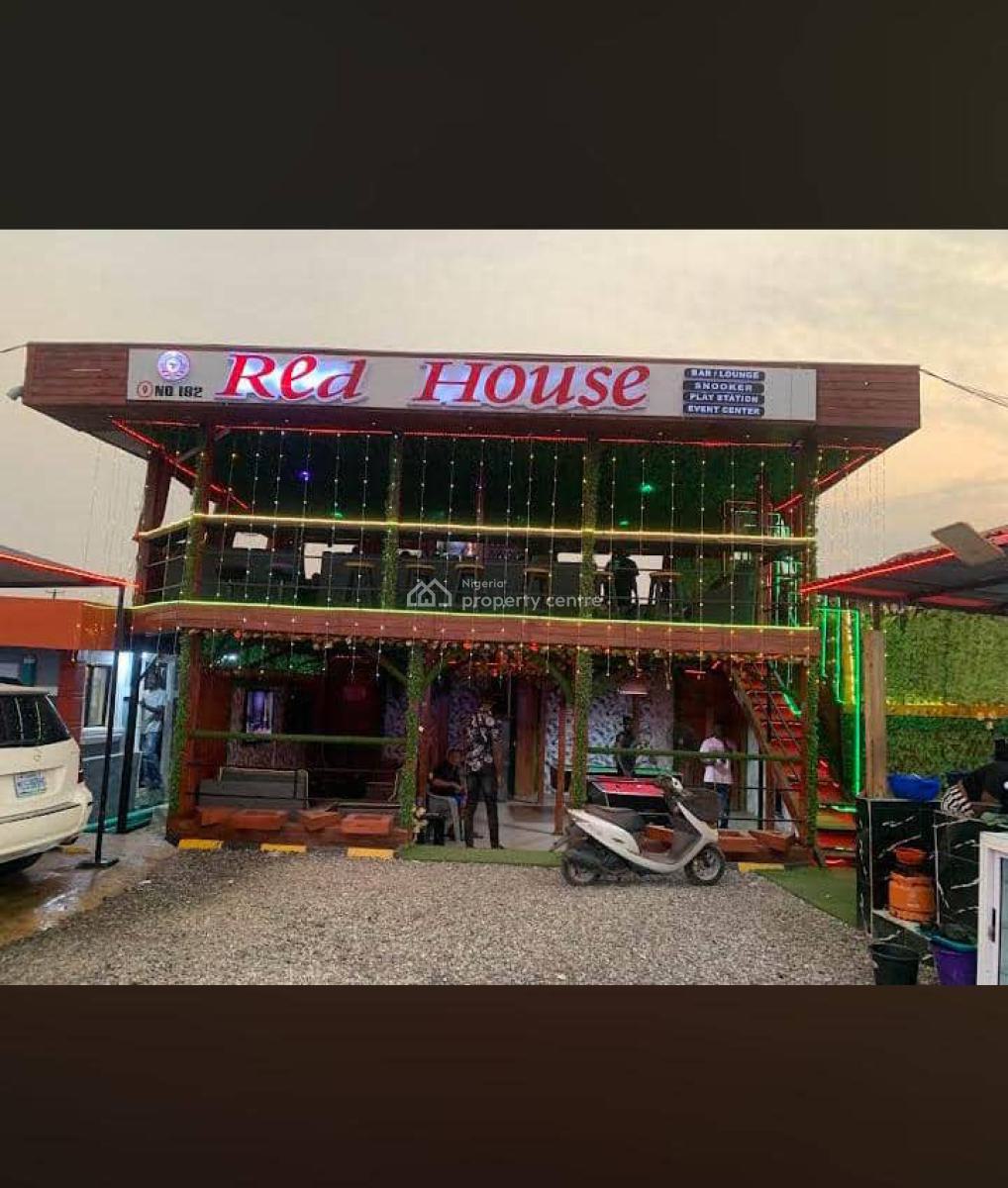 a Decent Bar and Lounge, Cele Egbe, Ikotun, Lagos, Restaurant / Bar for Sale