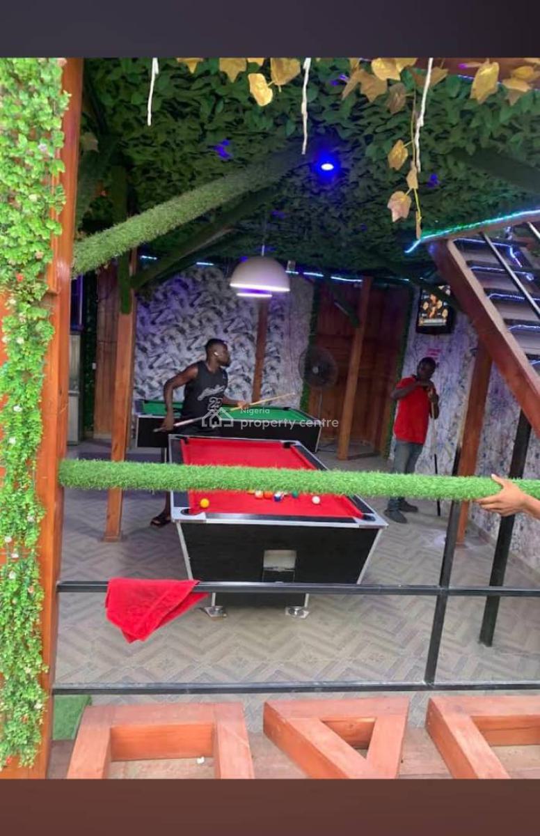 a Decent Bar and Lounge, Cele Egbe, Ikotun, Lagos, Restaurant / Bar for Sale